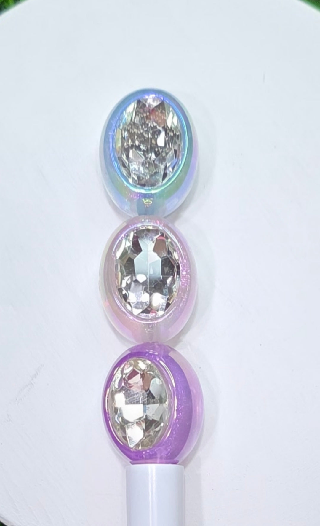 20mm oval rhinestone beads. 4 pack