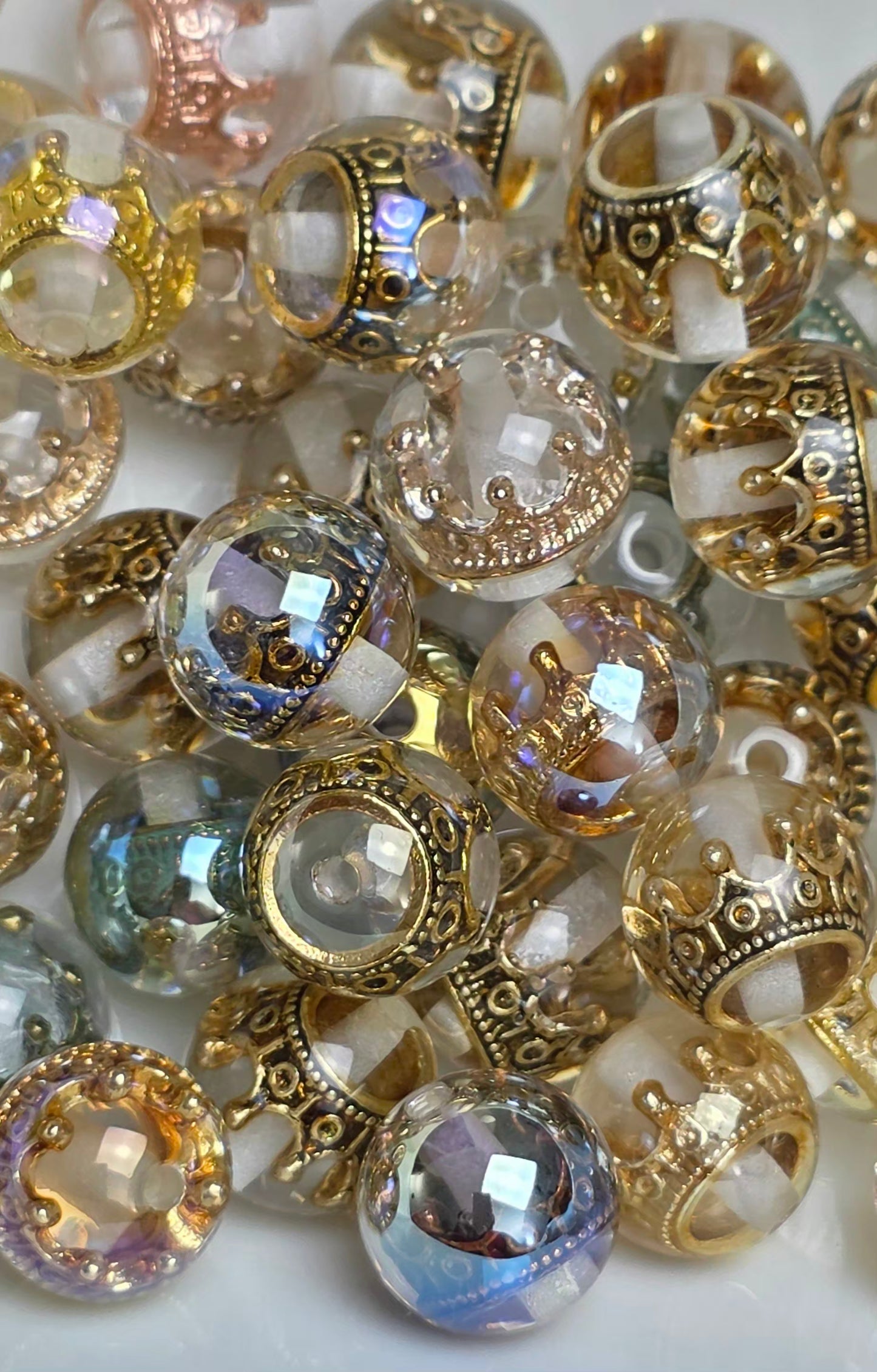 Royal Princess – 16mm Crown Acrylic Bead Mix – 10 Pack