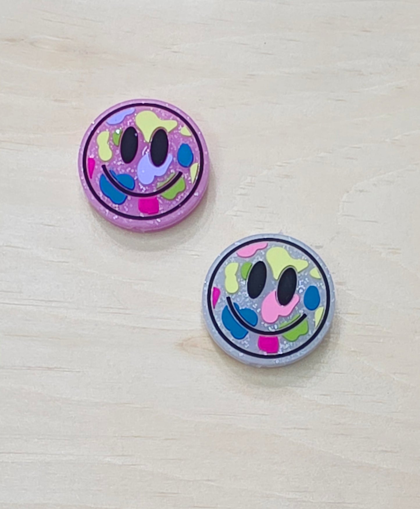 Glitter smile faces silicone focal bead - A192