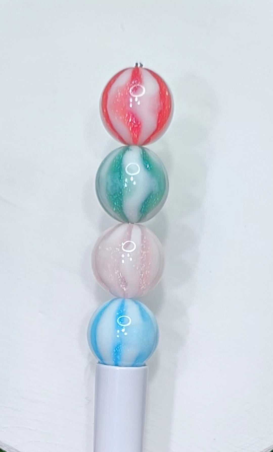 Candy stripe 16mm glitter acrylic beads, 6pcs randomly packed