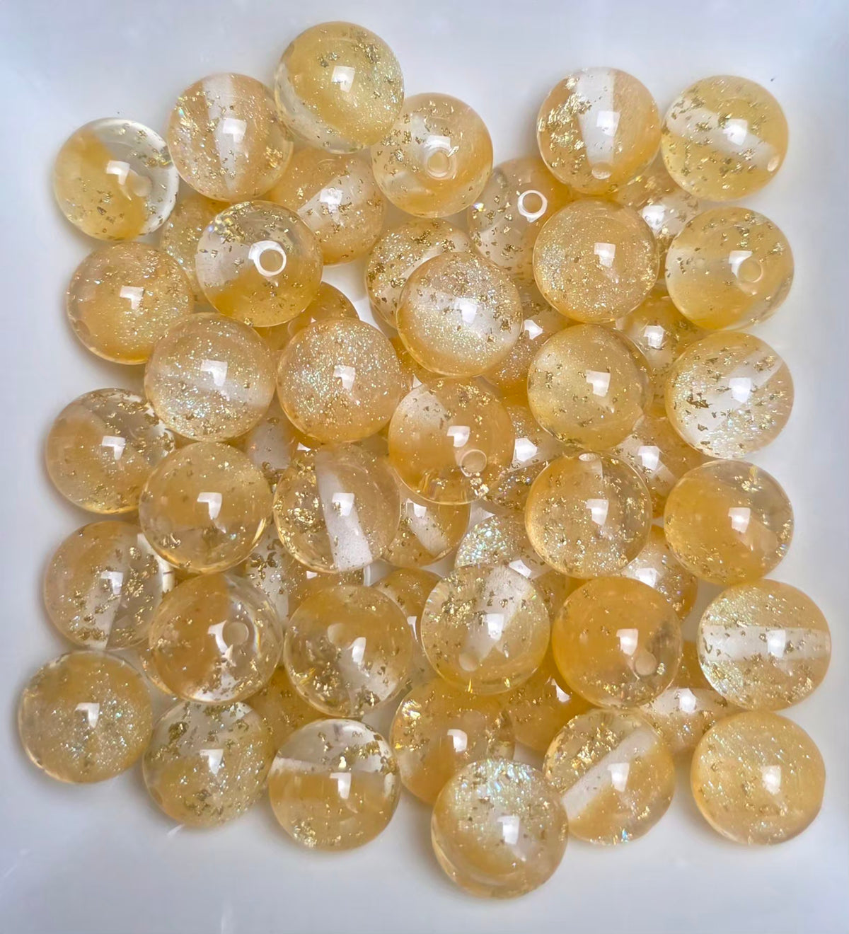 Champagne Glitter & Gold Foil Acrylic Beads – 16mm – 5 Pack