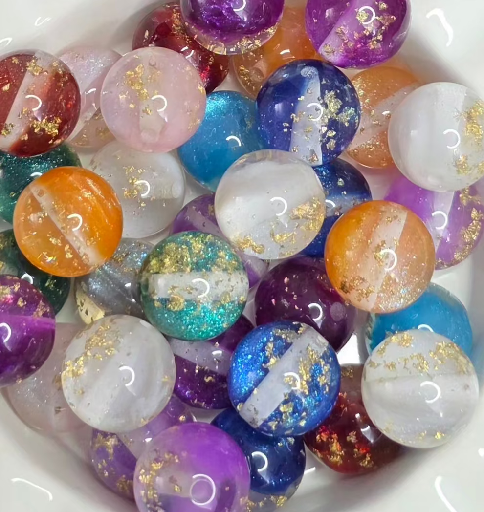 20mm Starry Sky Gold Flake Acrylic Beads – 4 Pack