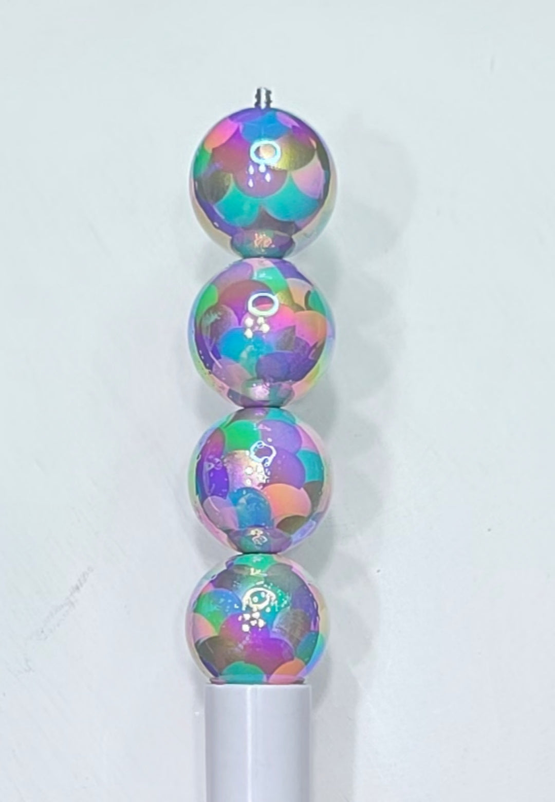 16mm Iridescent Mermaid Acrylic Beads – 5 Piece Pack