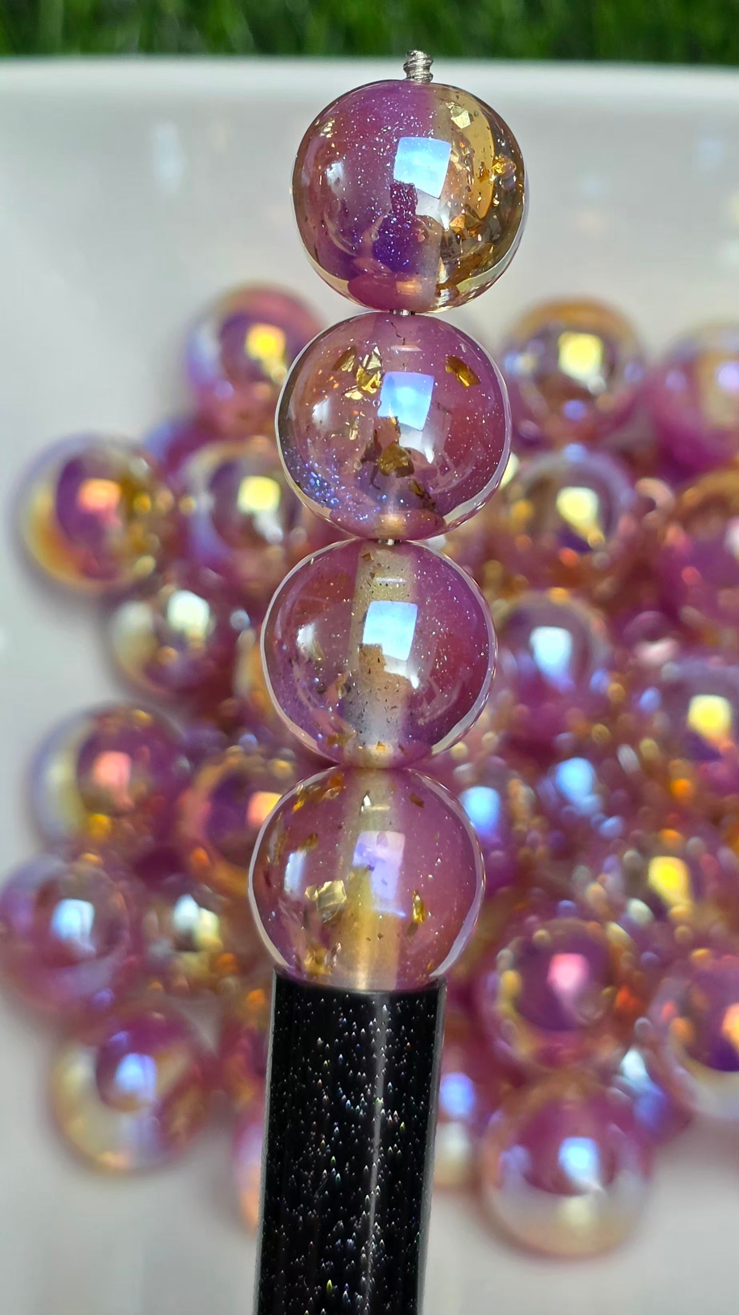 Purple Iridescent Gold Foil Acrylic Beads – 16mm – 10 Pack