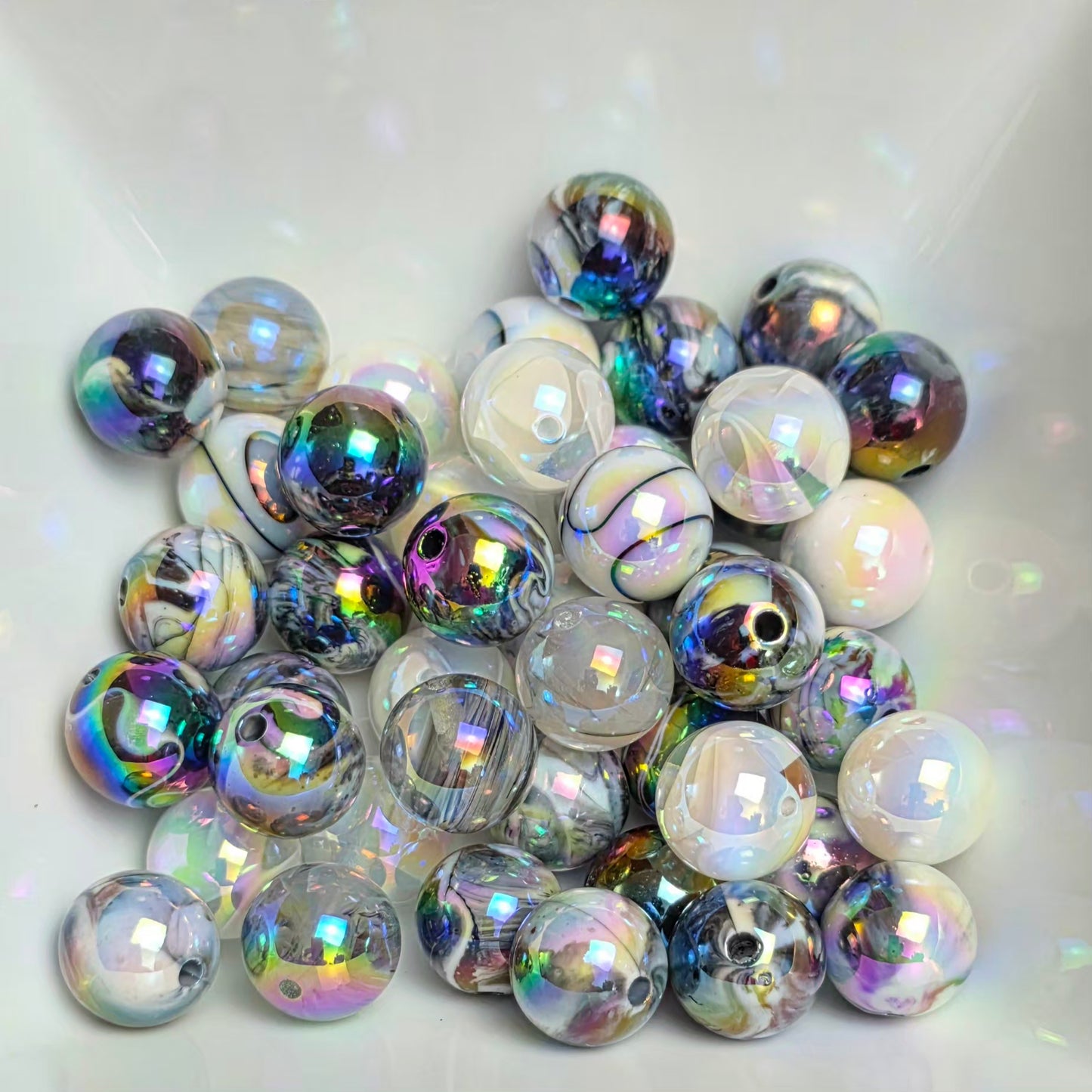 Cosmic Pearls 16mm Acrylic Beads – 10 Pack