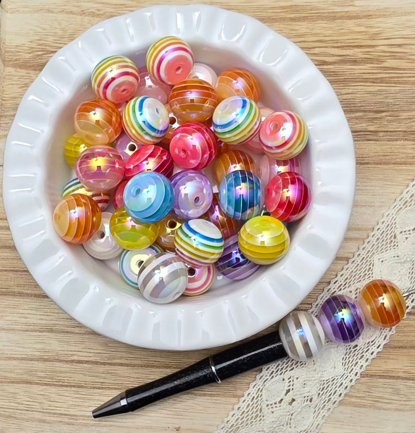 20mm Multicolor Candy Stripe Acrylic Beads – 4 Piece Pack