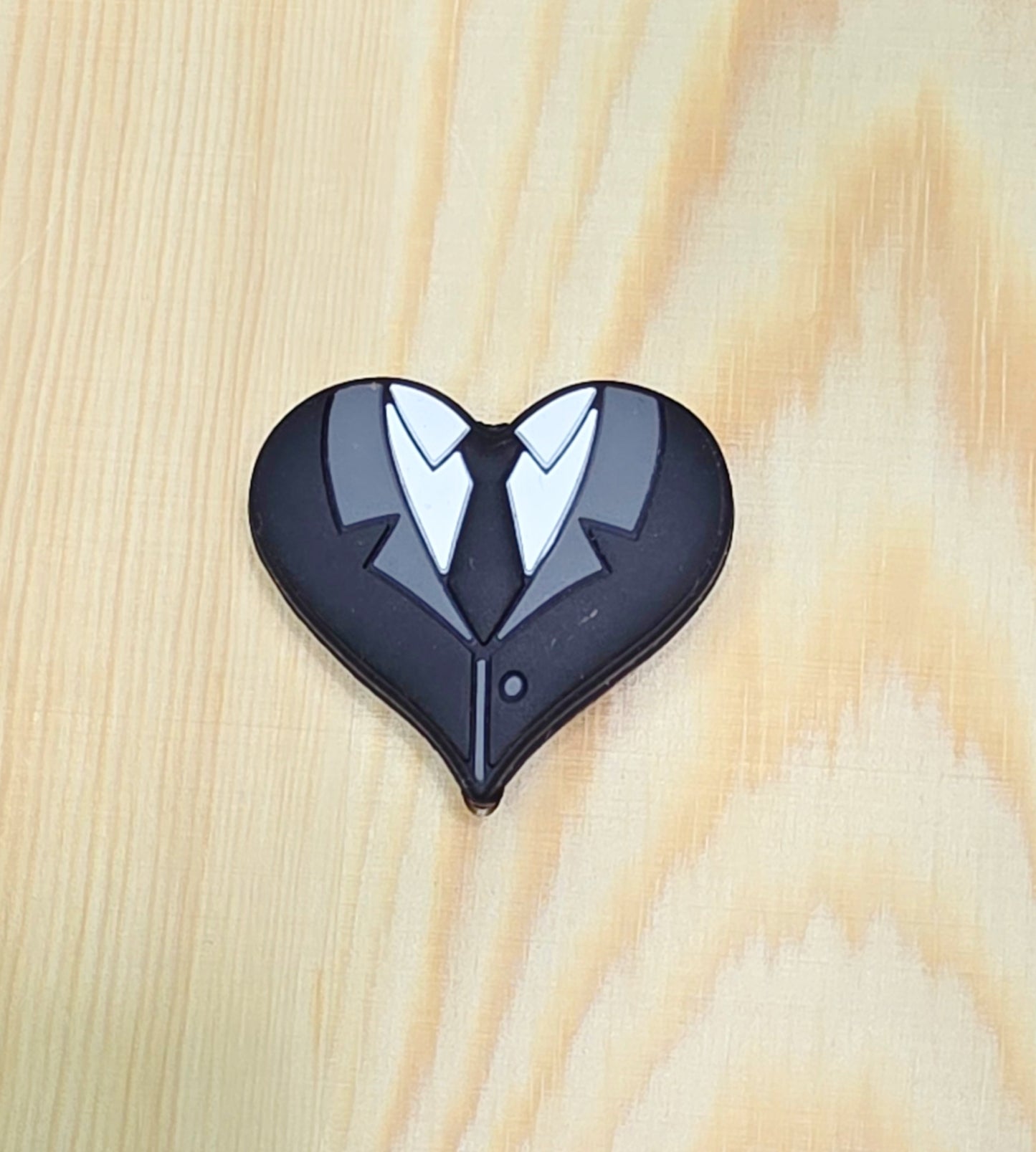 Black suit silicone focal bead - A125