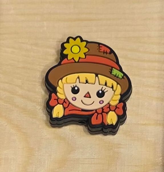 Scarecrow boy and girl silicone focal bead A269a