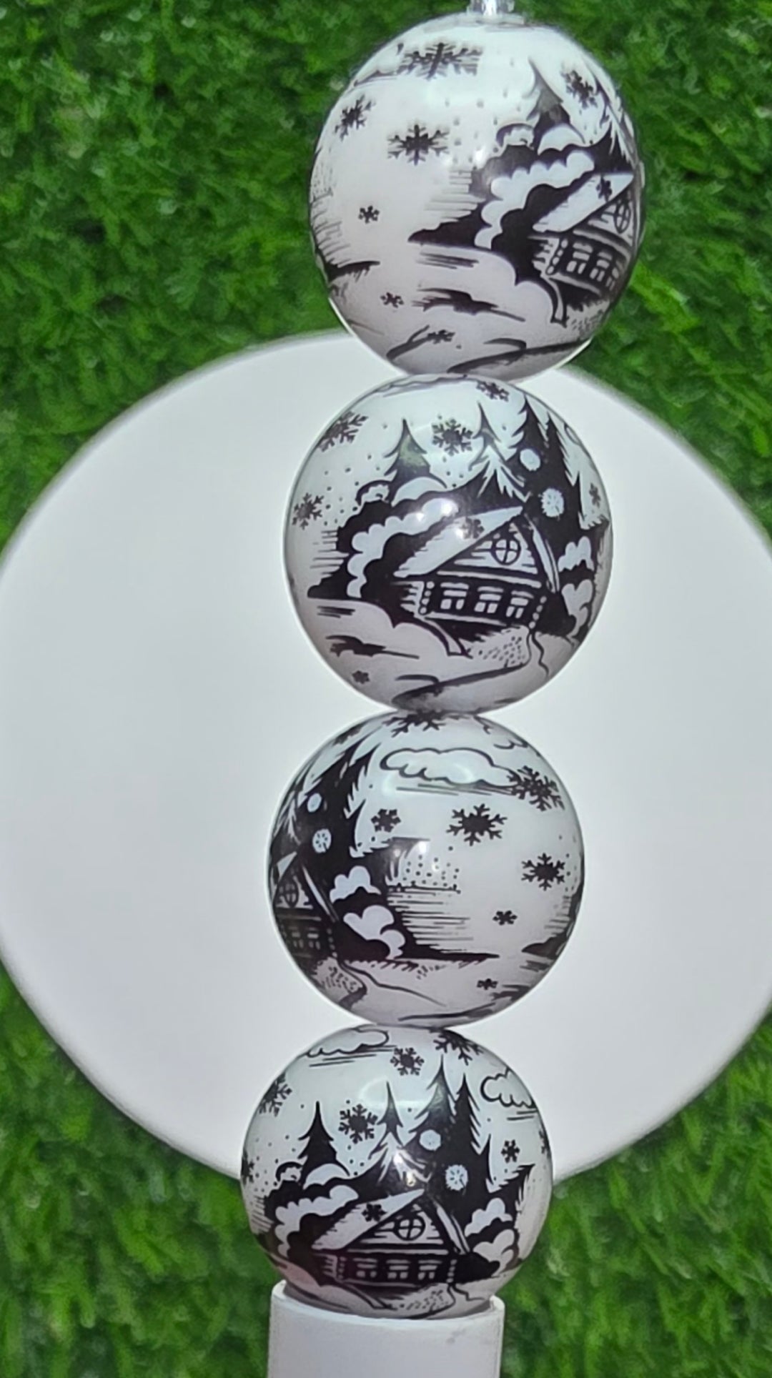 Christmas cottage printed acrylic beads 16mm