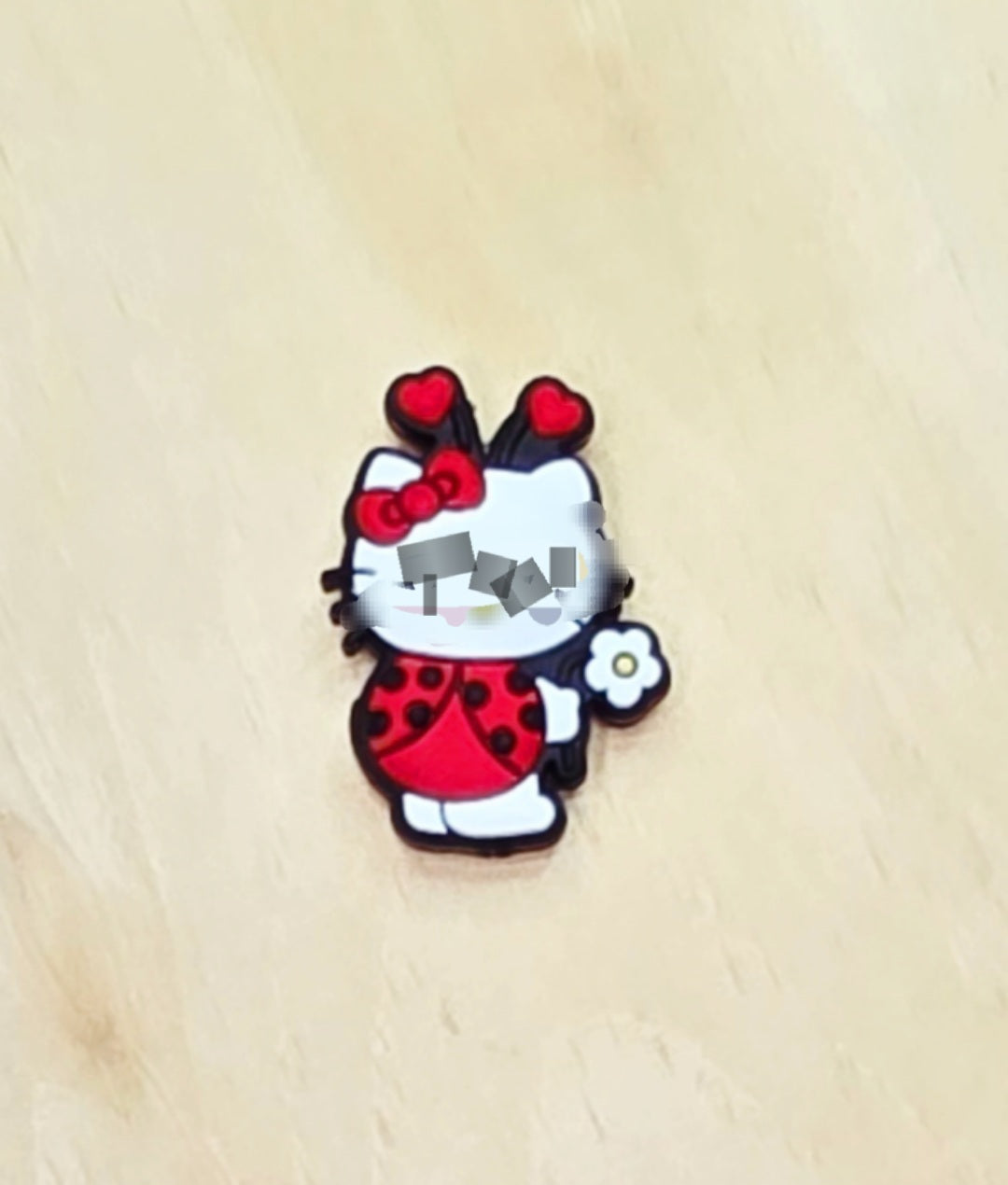 White kitty ladybug silicone focal bead A217, HK