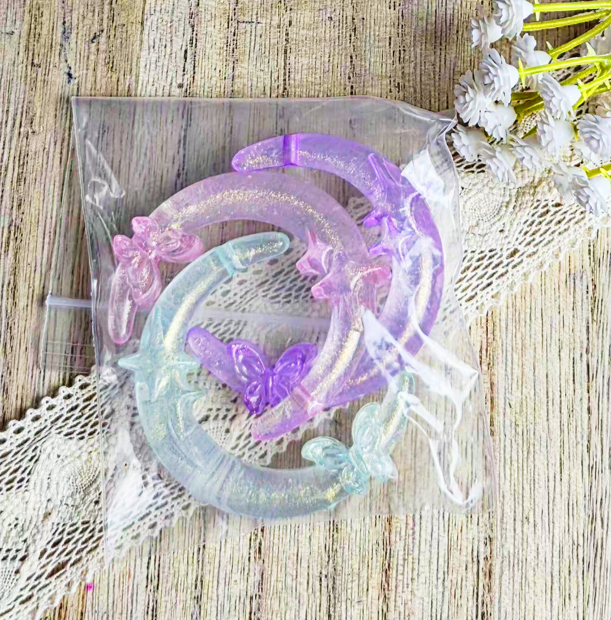Glow in the Dark Moon with Butterfly Embellishments – 3 Pack