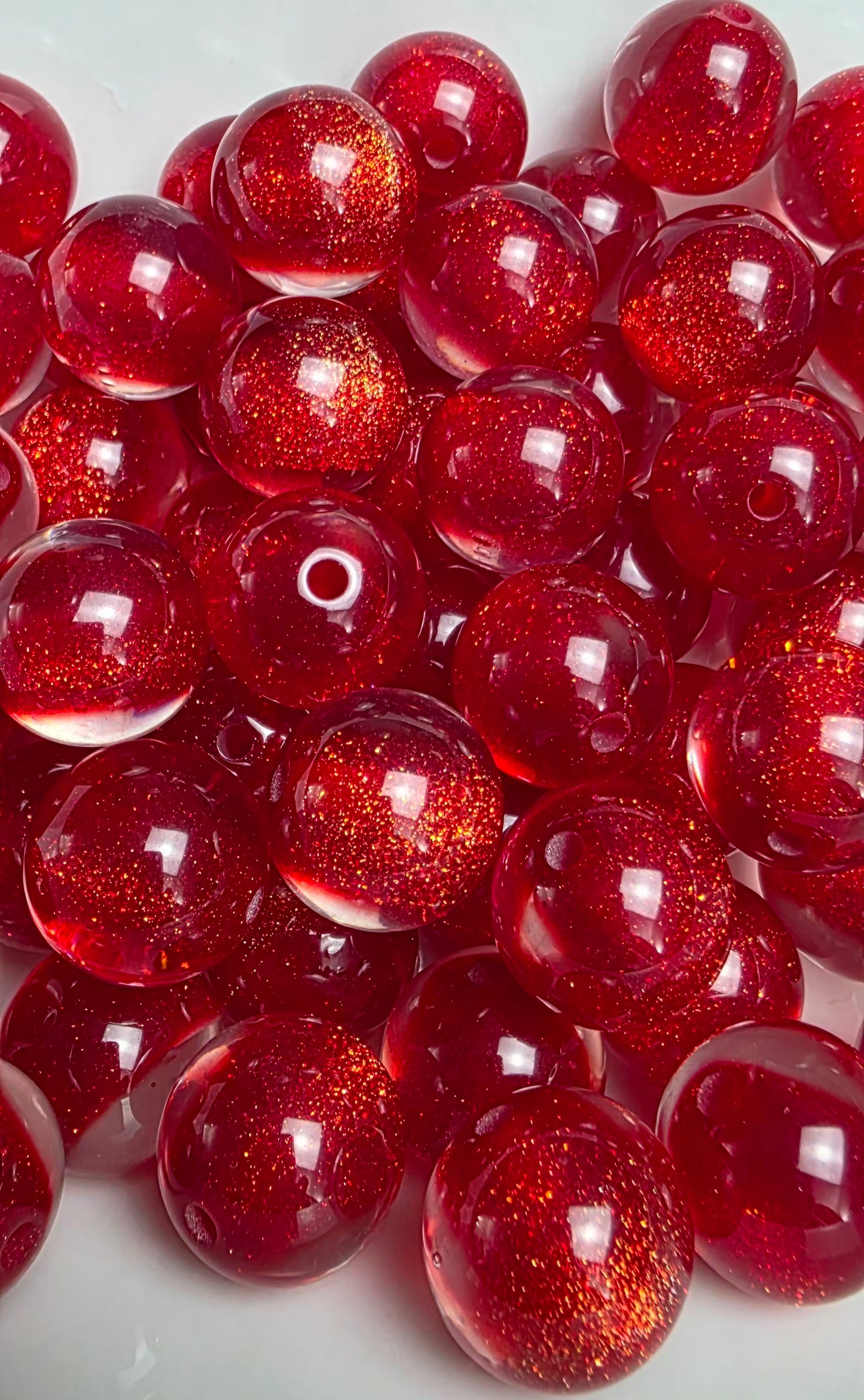 Red Glitter Shimmer Acrylic Beads – 16mm – 10 Pack