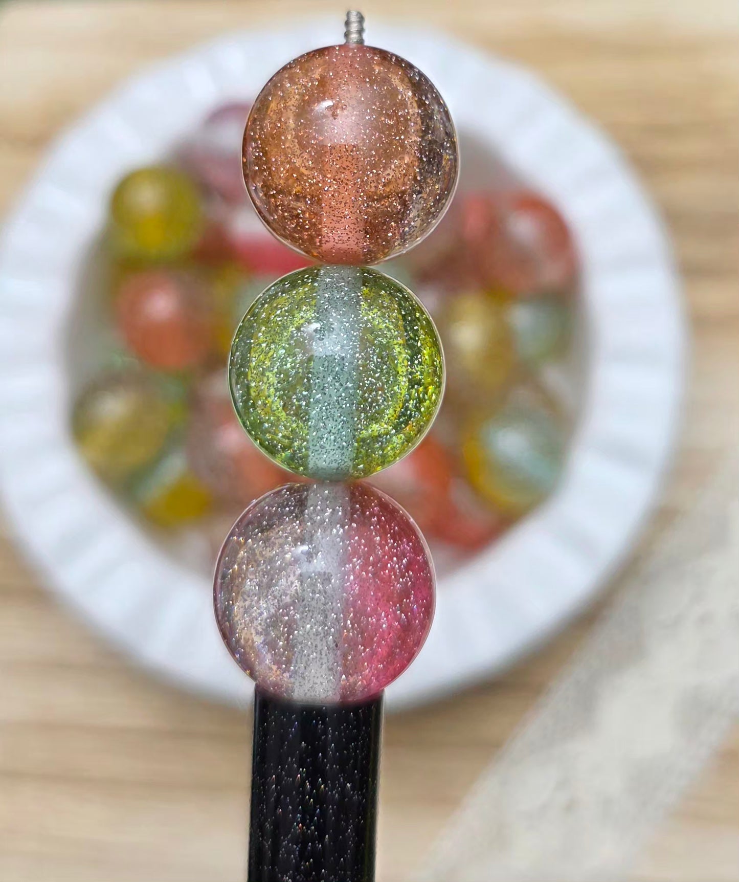 20mm Multicolor Glitter Acrylic Beads – 4 Piece Pack