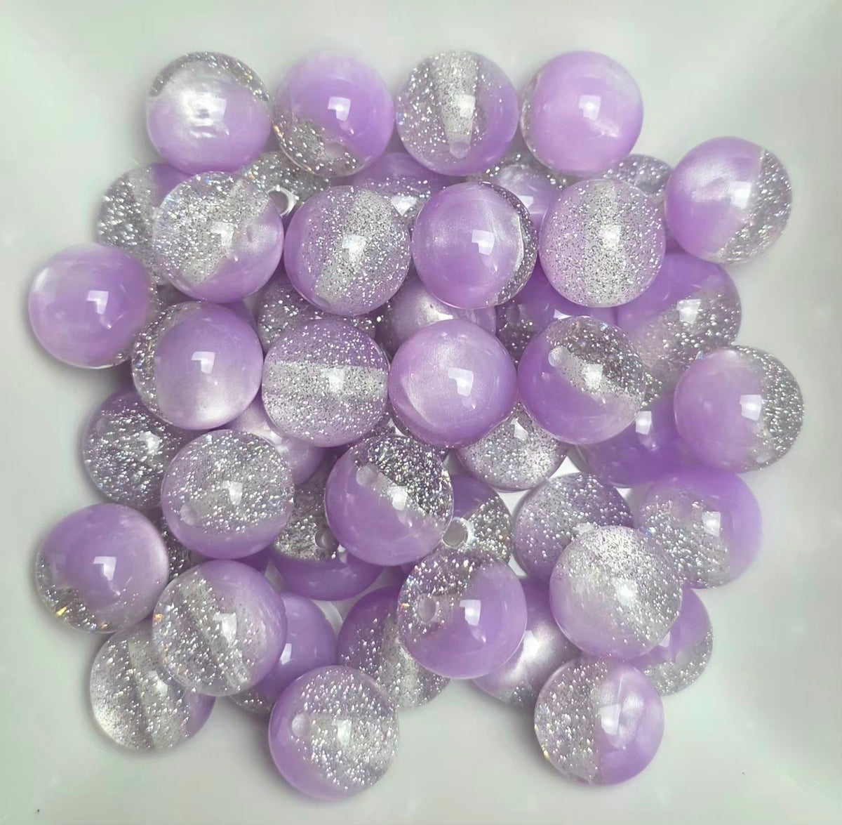 Lavender & Silver Glitter Cat Eye Acrylic Beads – 16mm – 5 Pack