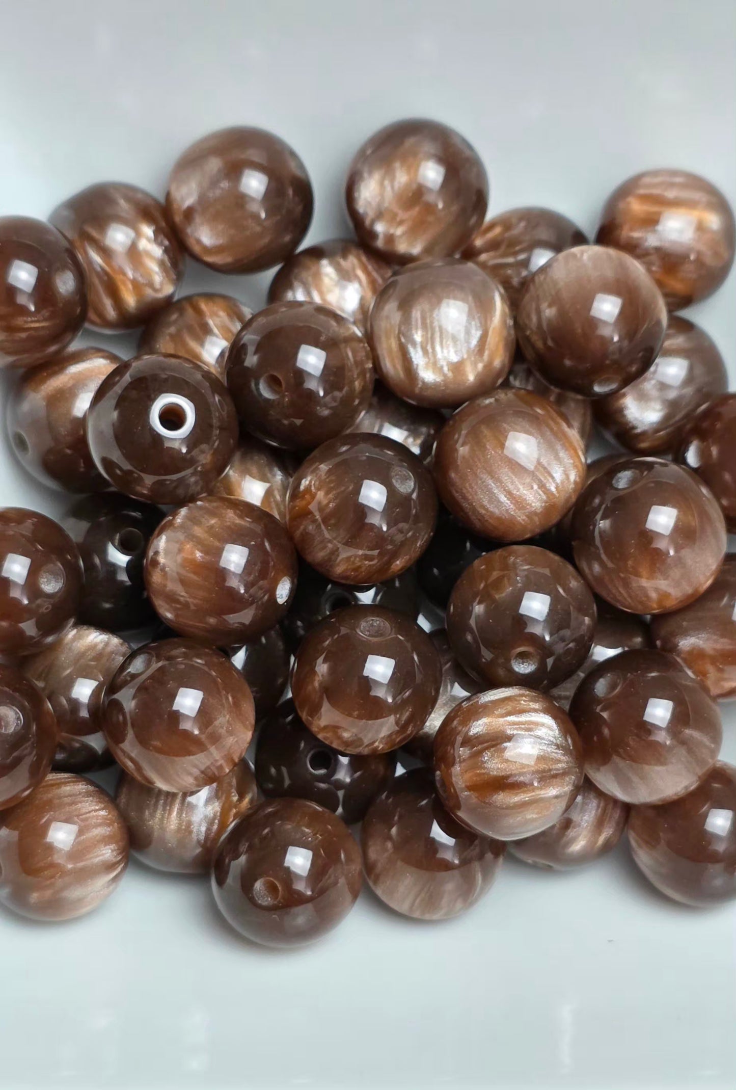 Toasted Caramel 16mm Acrylic Beads – 10 Pack