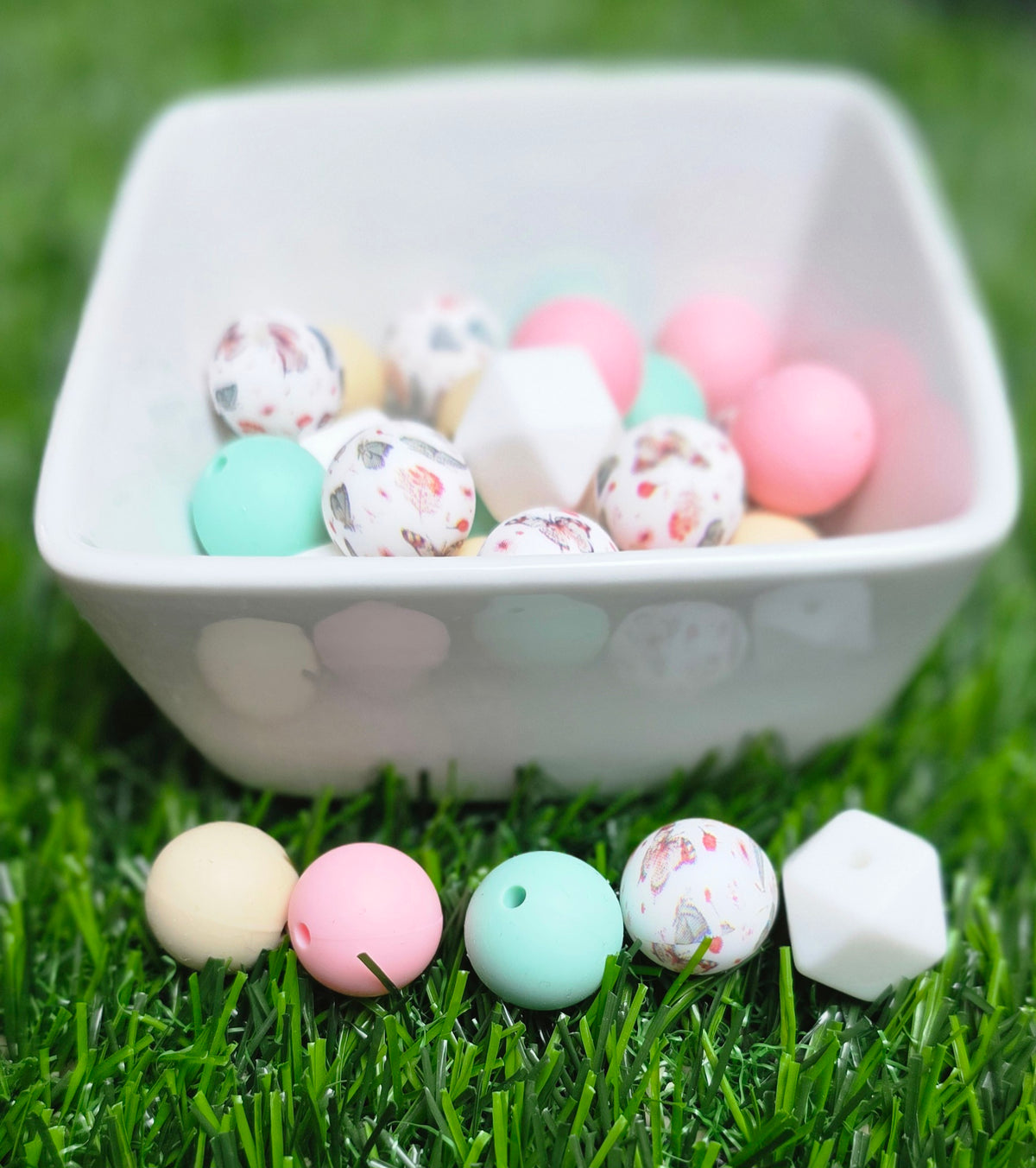 Sweet Serenity – 15mm Curated Silicone Bead Mix – 25 Pieces