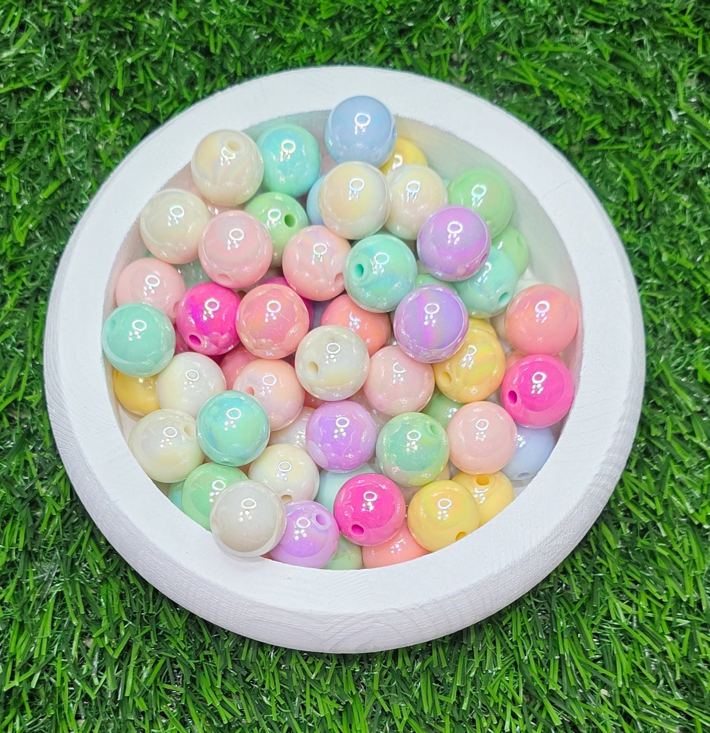 UV finish pastel color 16mm acrylic beads 6pcs randomly packed
