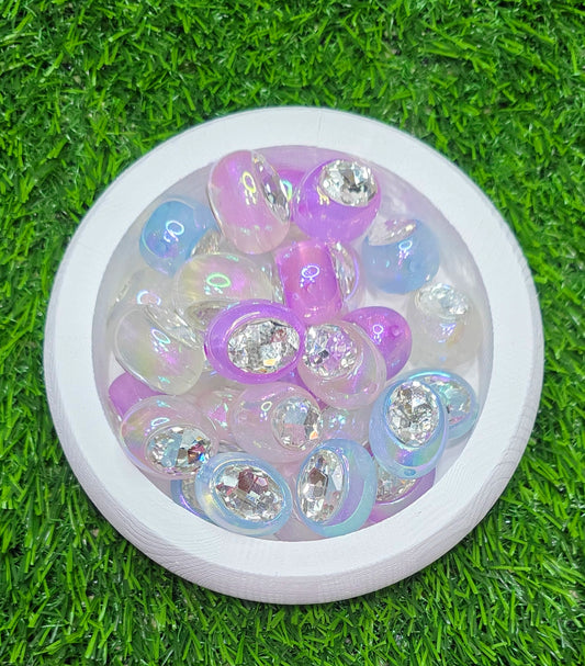 20mm oval rhinestone beads. 4 pack