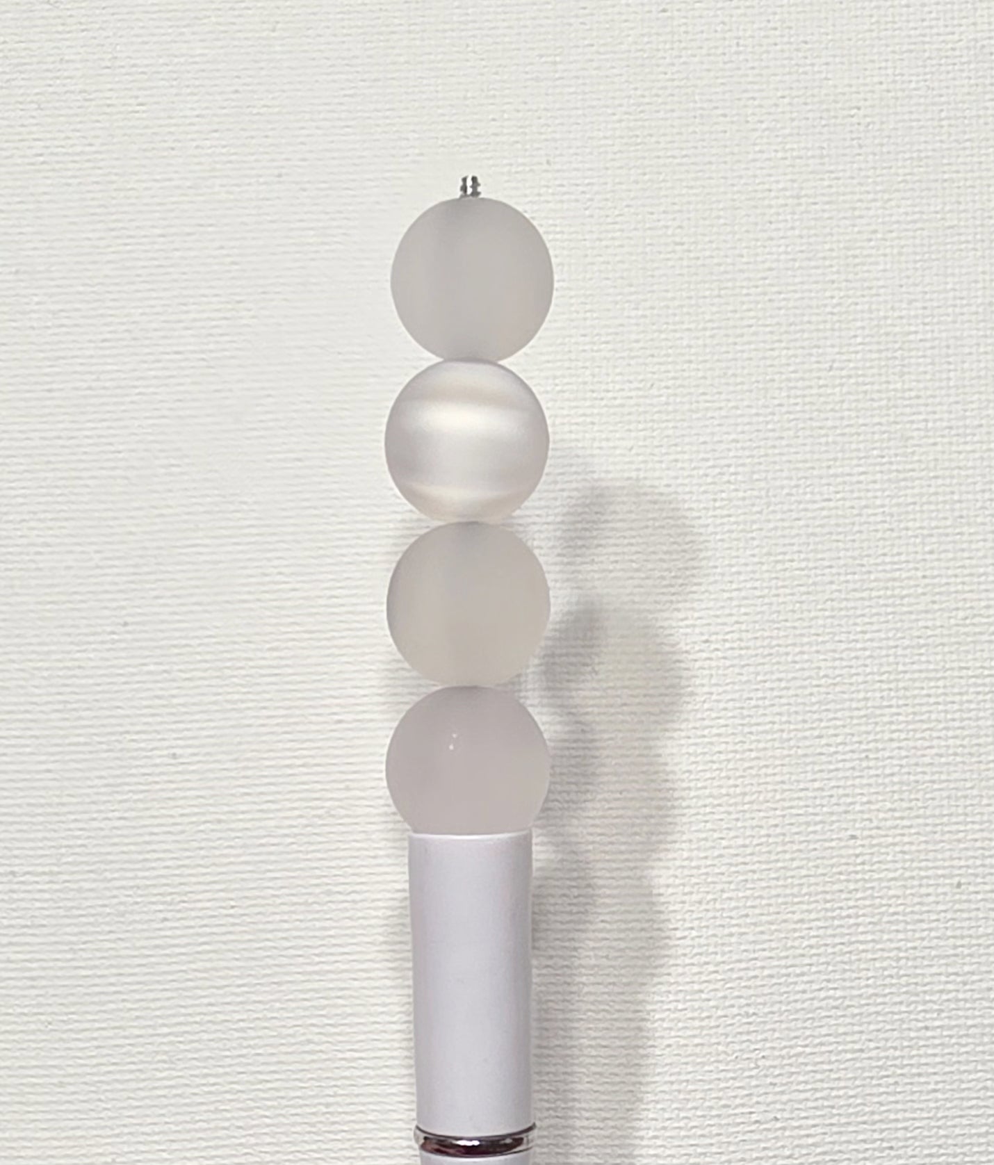 16mm frosted cat eye acrylic beads.