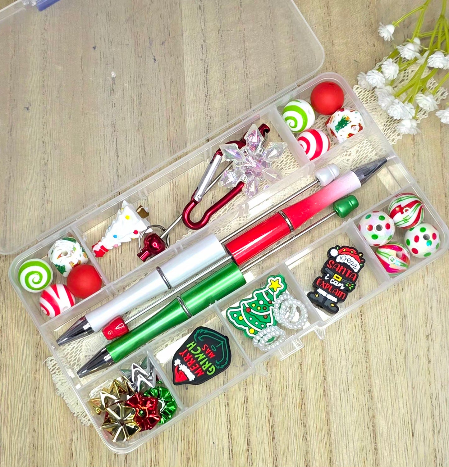 Christmas Themed Beadable Pen & Keychain DIY Kit with Reusable Storage Box