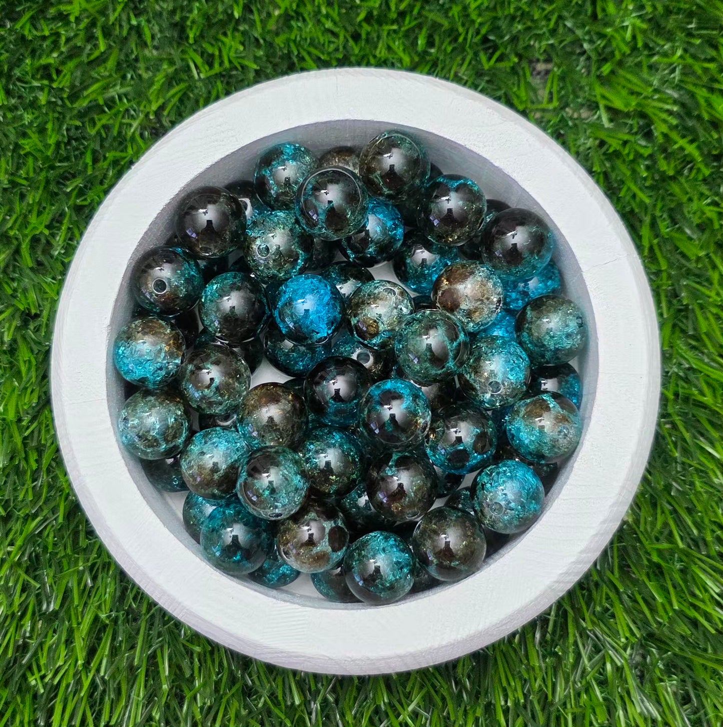 16MM Teal & Black Crackle Acrylic Beads – 5 Piece Pack