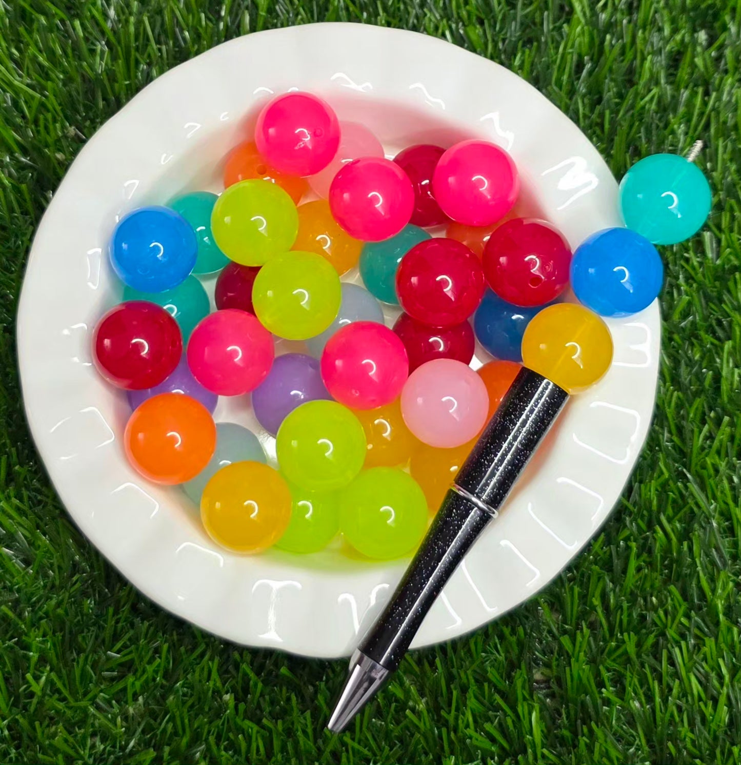 20mm Neon Jelly Acrylic Beads – 4 Pack