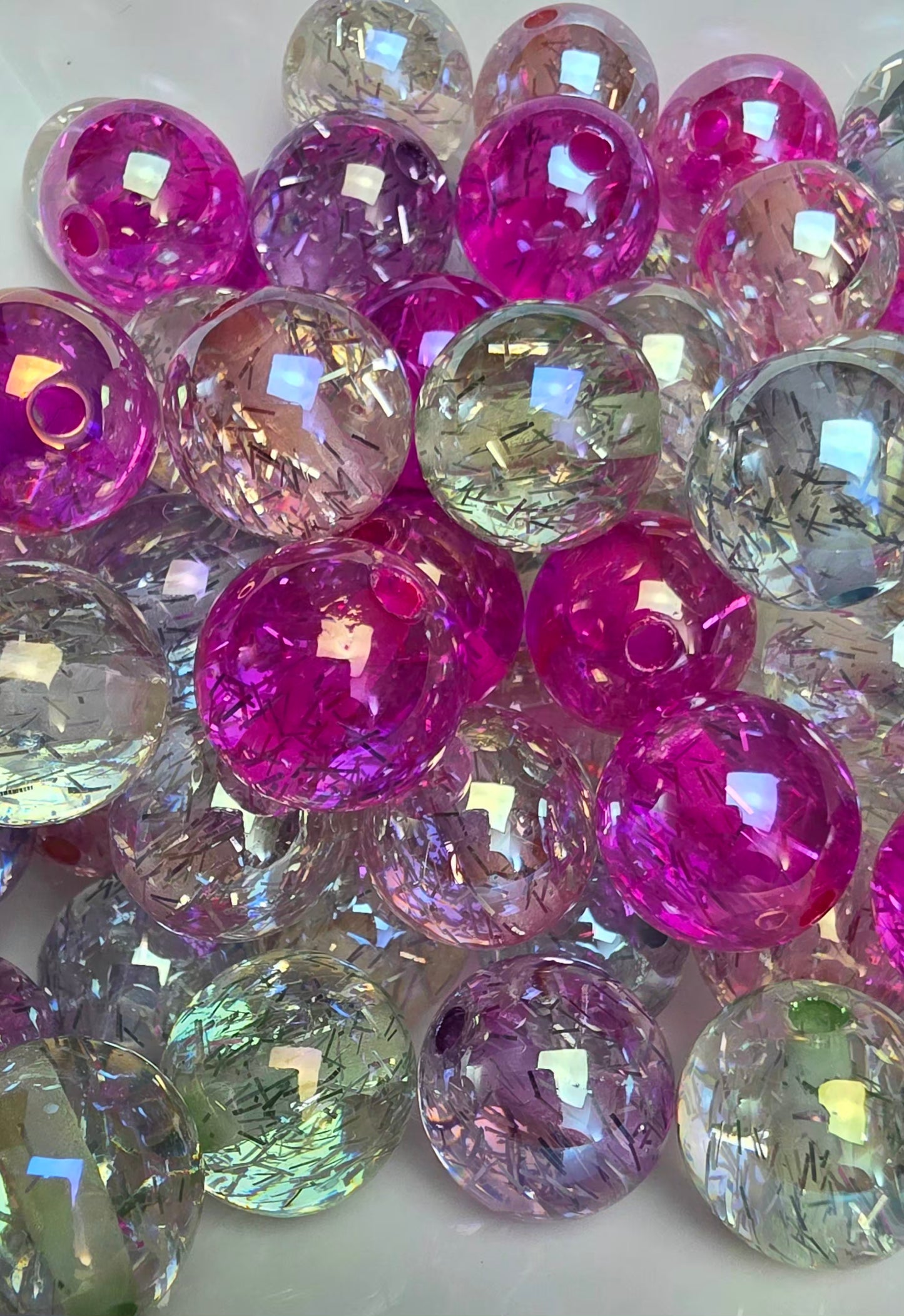 Multicolor Tinsel Acrylic Beads – 16mm – 10 Pack