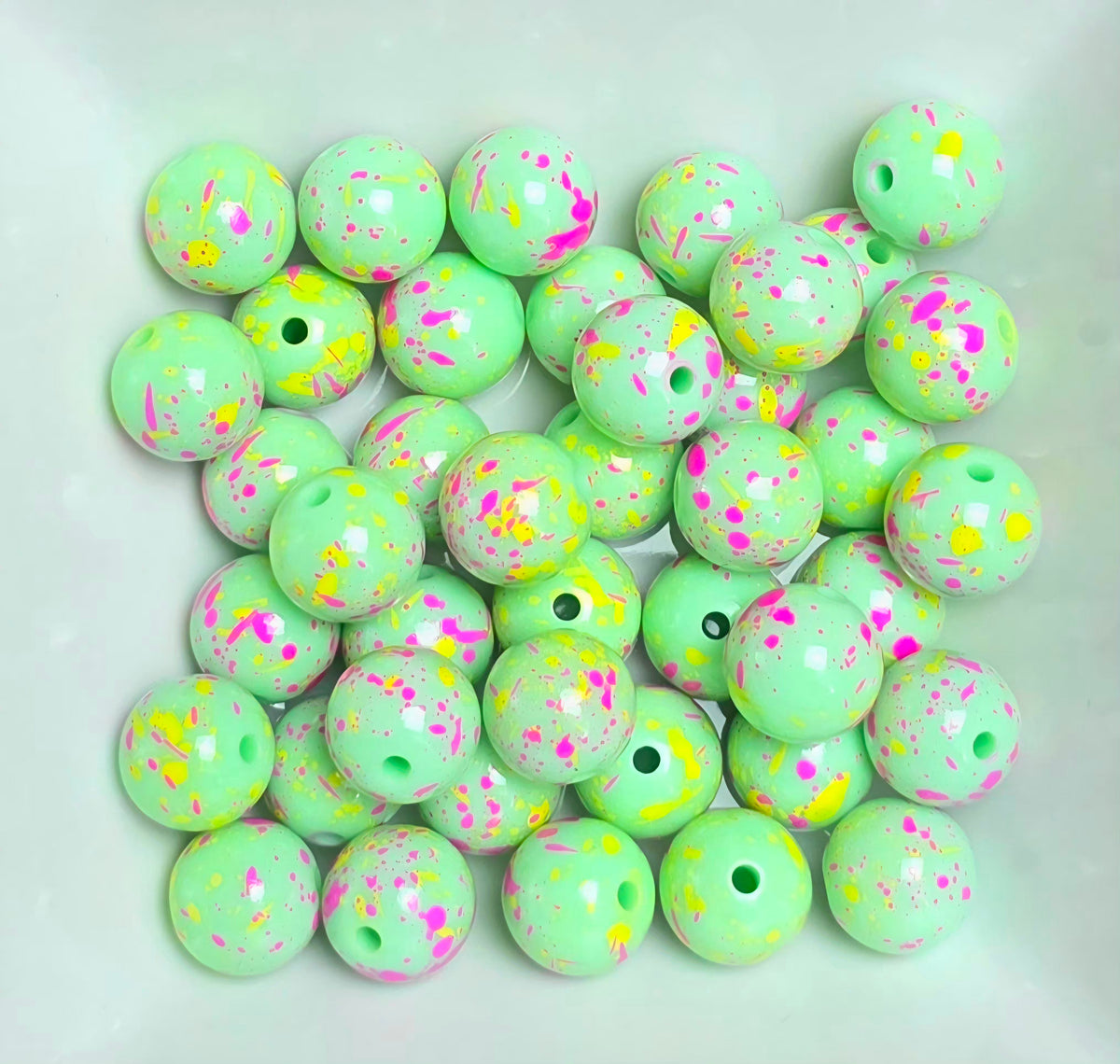 Mint Green Pink & Yellow Splatter Acrylic Beads – 16mm - 5 Pack