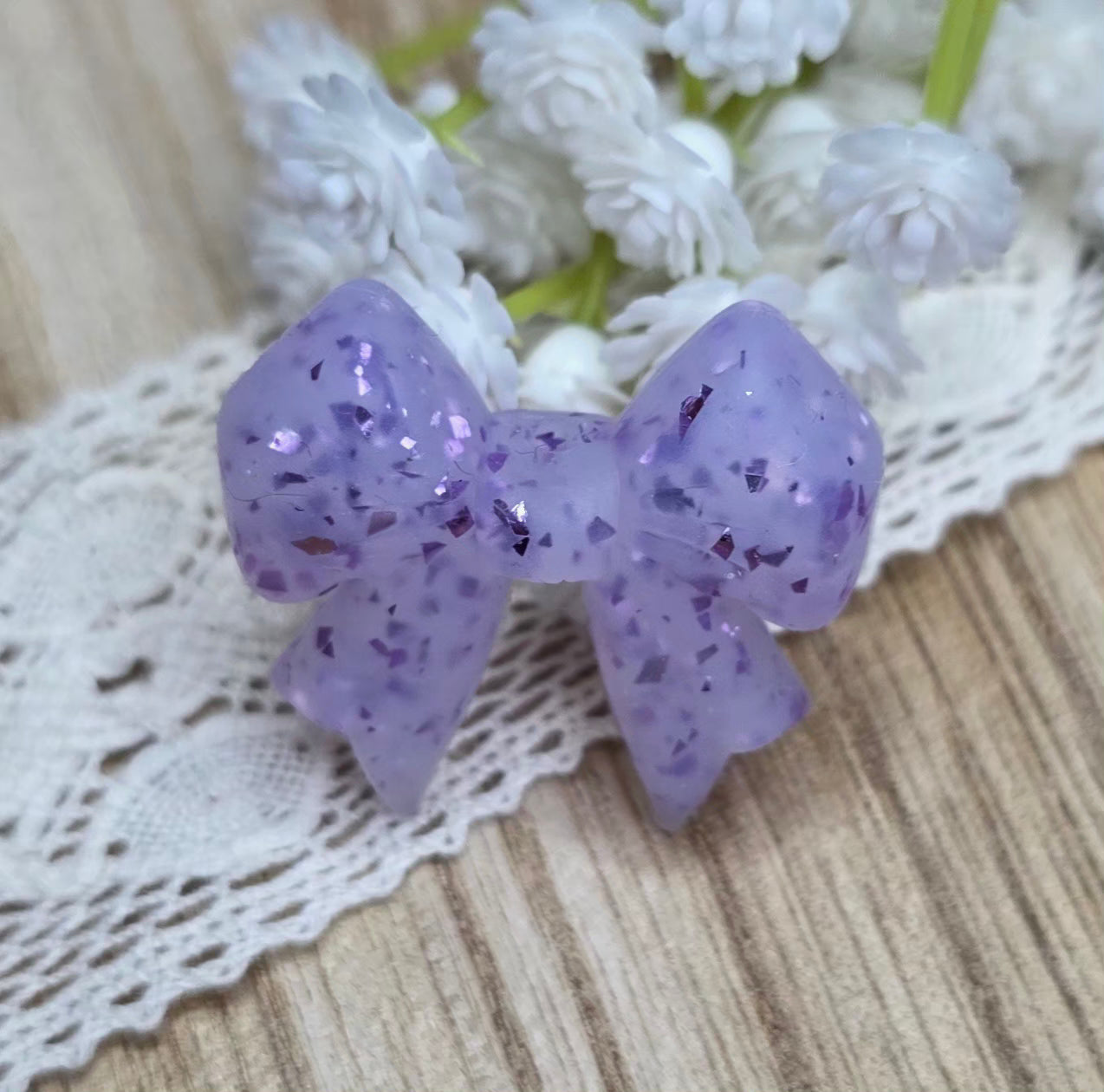 3D Glitter Bow Silicone Focal Bead