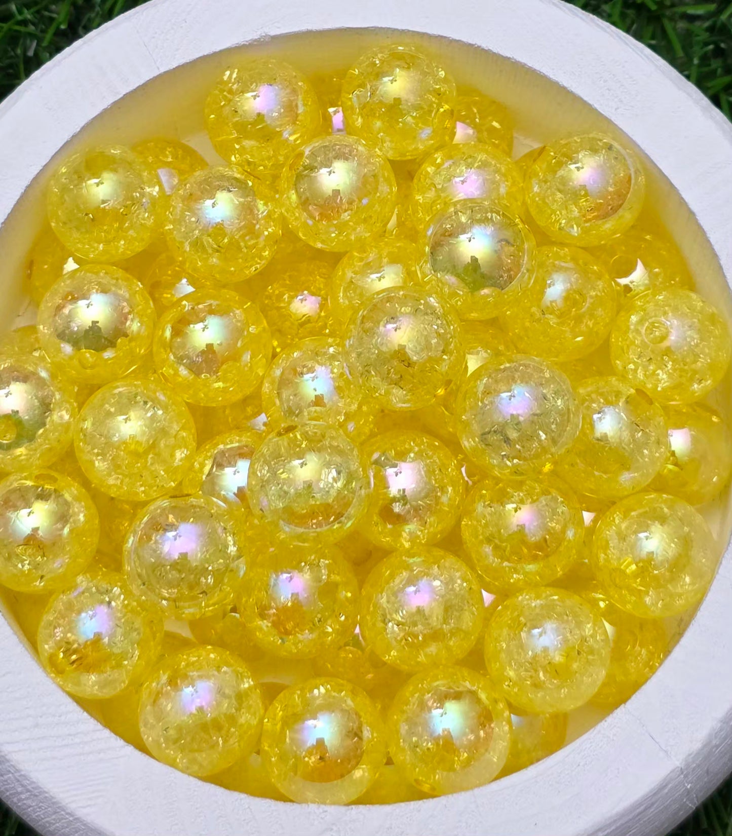 16MM Yellow Iridescent Crackle Acrylic Beads – 6 Piece Pack