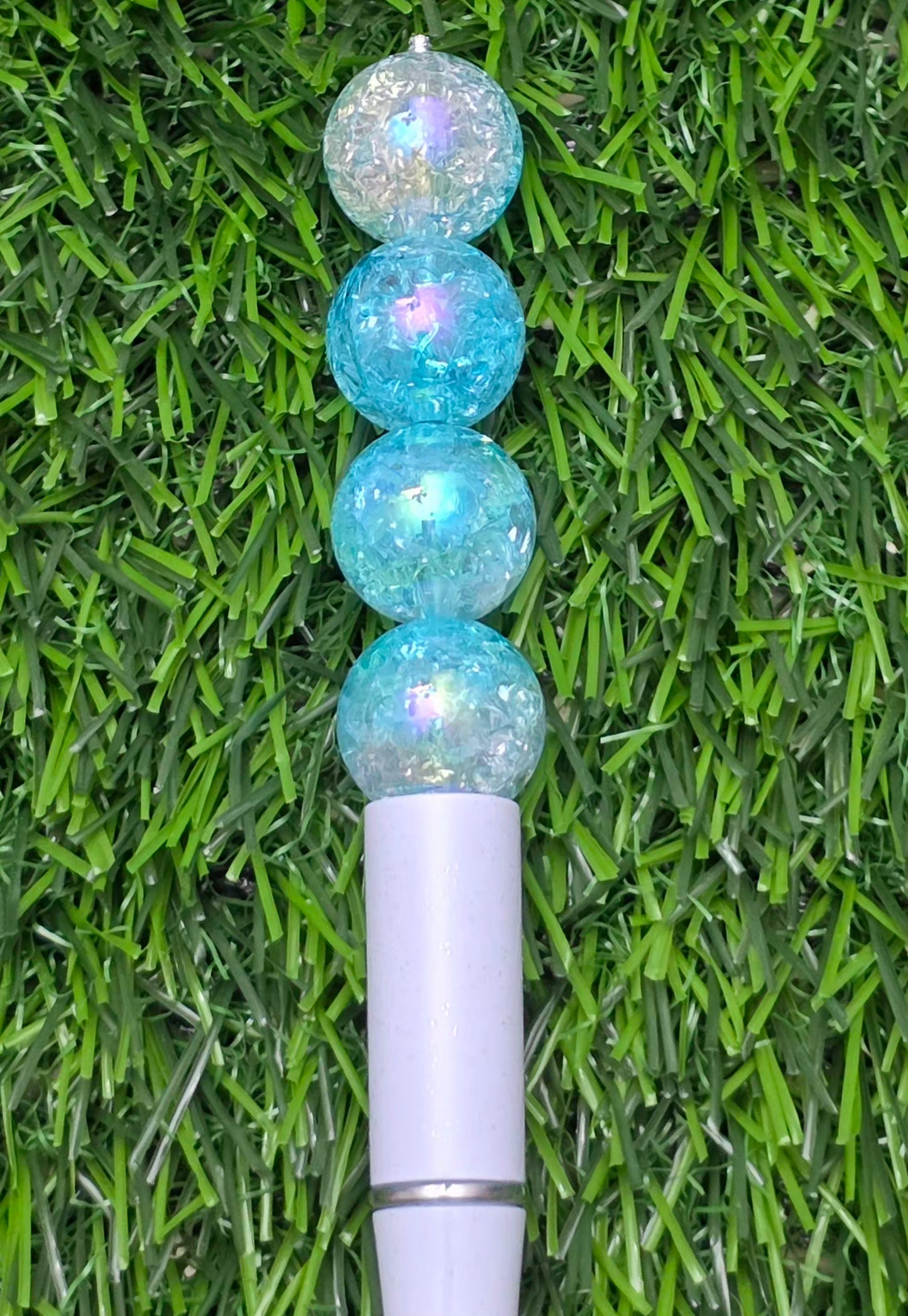 16MM Aqua & Clear 2-Tone Iridescent Acrylic Beads – 5 Piece Pack