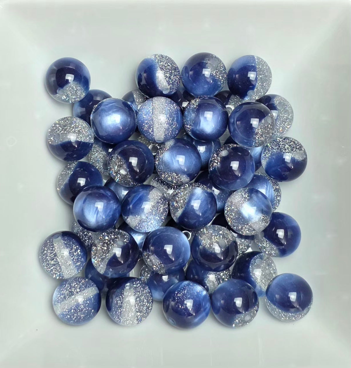 Navy Blue & Silver Glitter Cat Eye Acrylic Beads – 16mm – 5 Pack