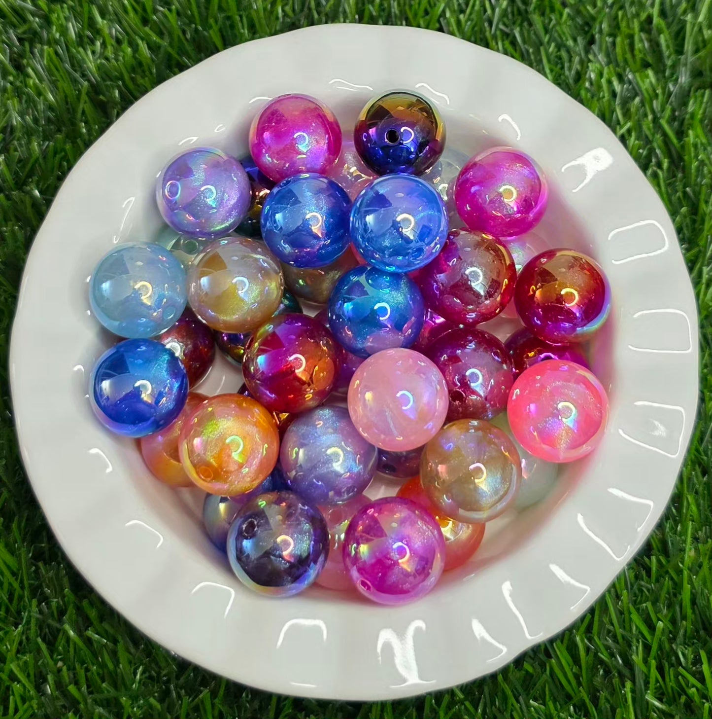 20mm Aurora Luminous Glow Cat Eye Acrylic Beads – 4 Pack
