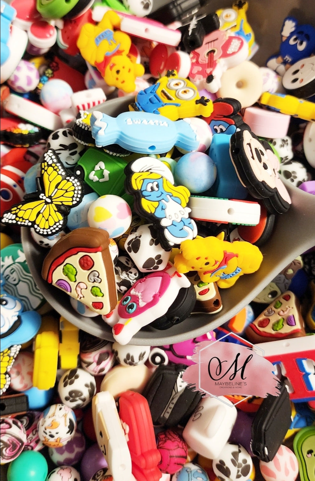 Scoopy scoop. Scoops of mixed silicone beads, Focals, and much more.