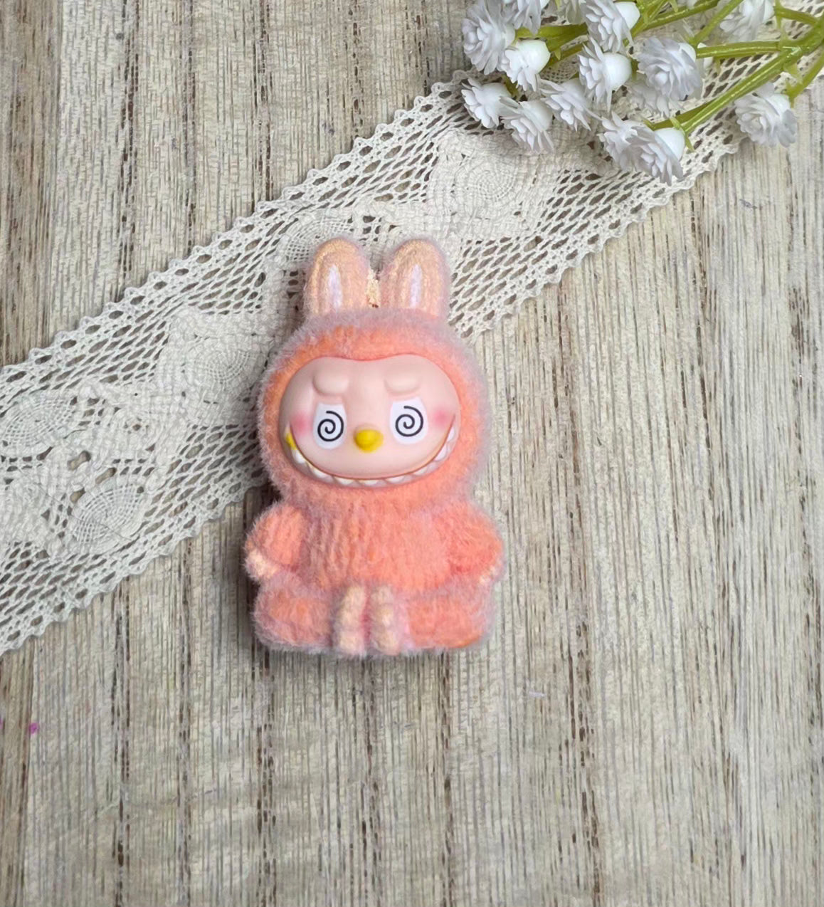 Fuzzy Character Pen Topper – Multiple Colors