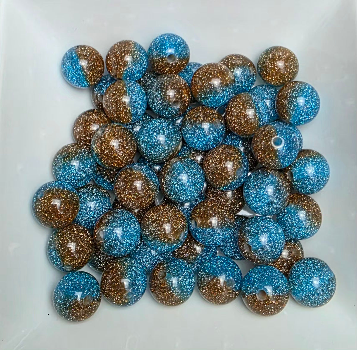 Blue & Brown Two-Tone Glitter Acrylic Beads – 16mm – 5 Pack