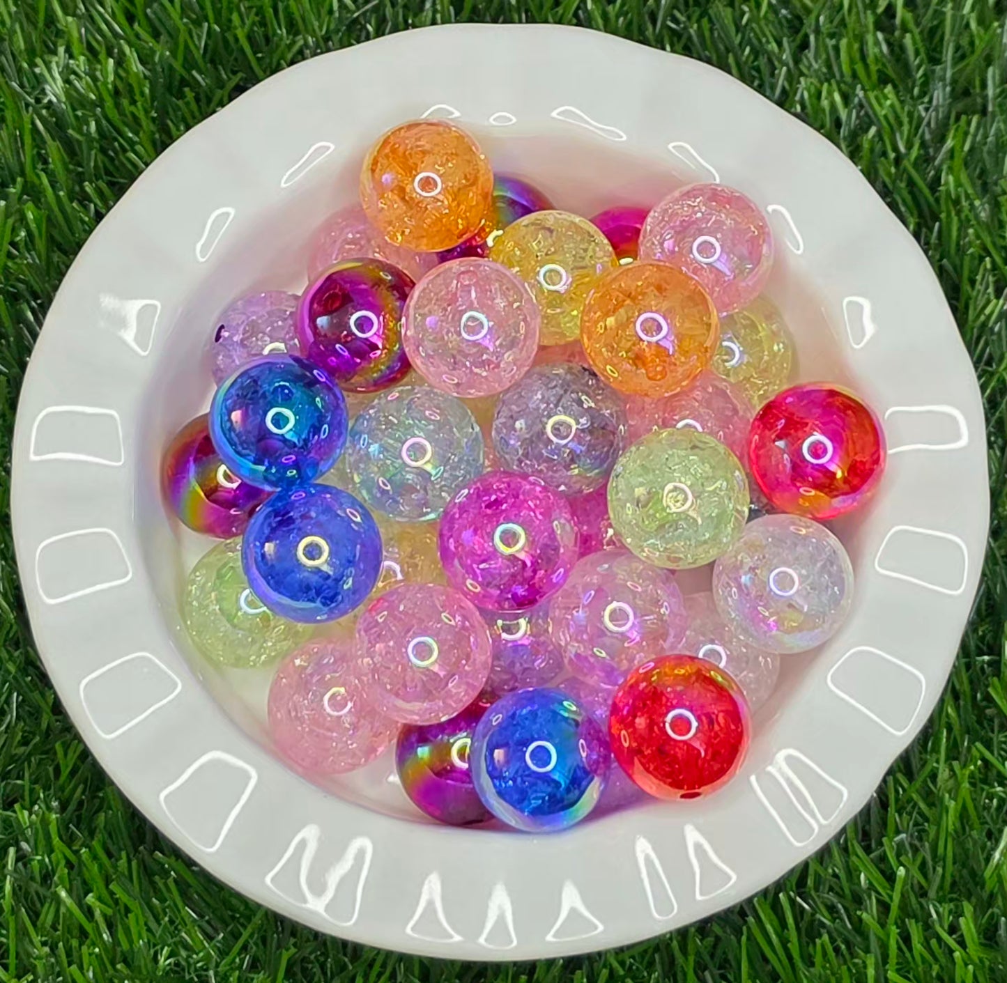 20mm Crackle Iridescent Acrylic Beads – 4 Pack