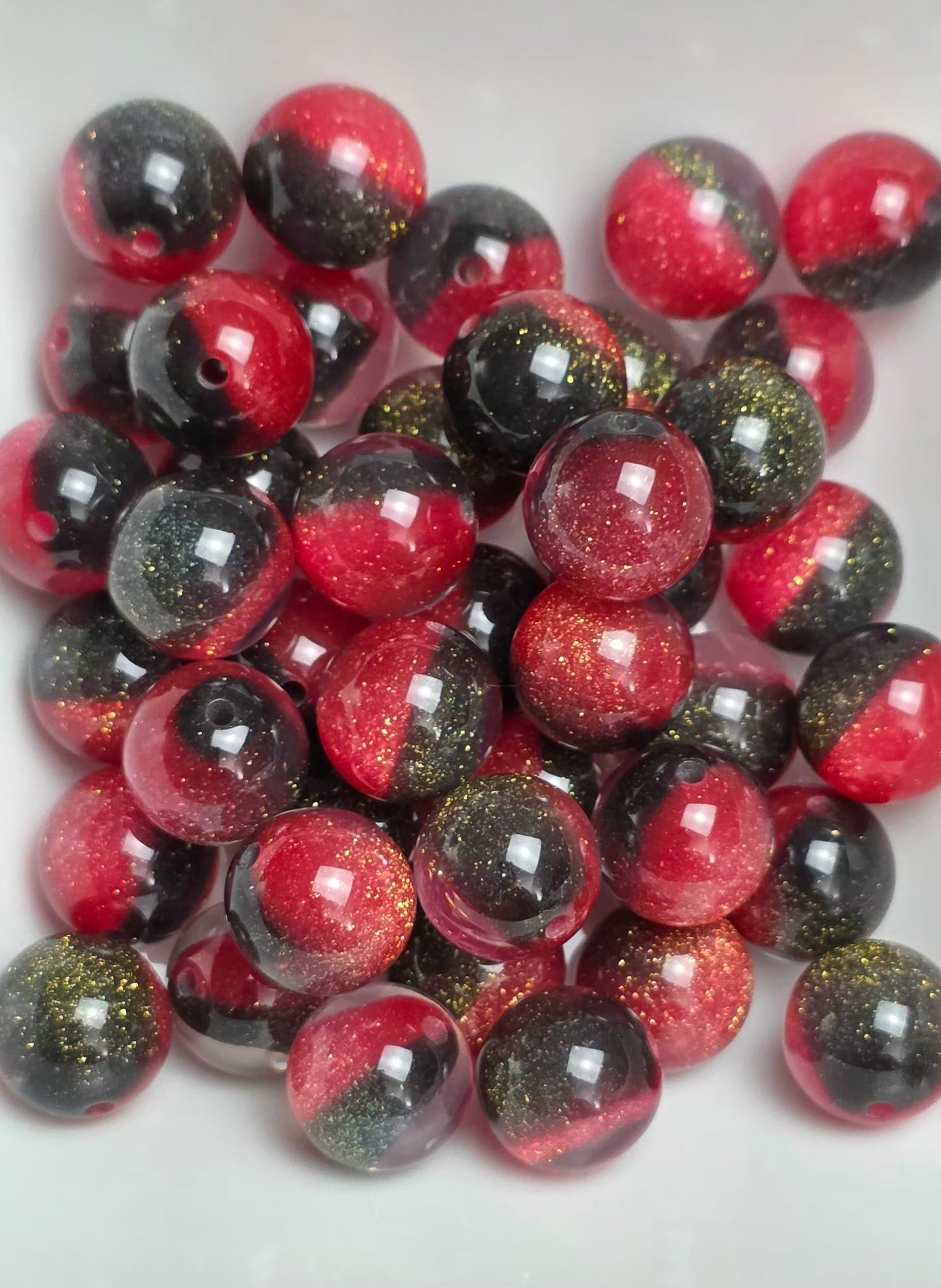 Vampire Glam – 16mm Glitter Acrylic Bead Mix – 10 Pack