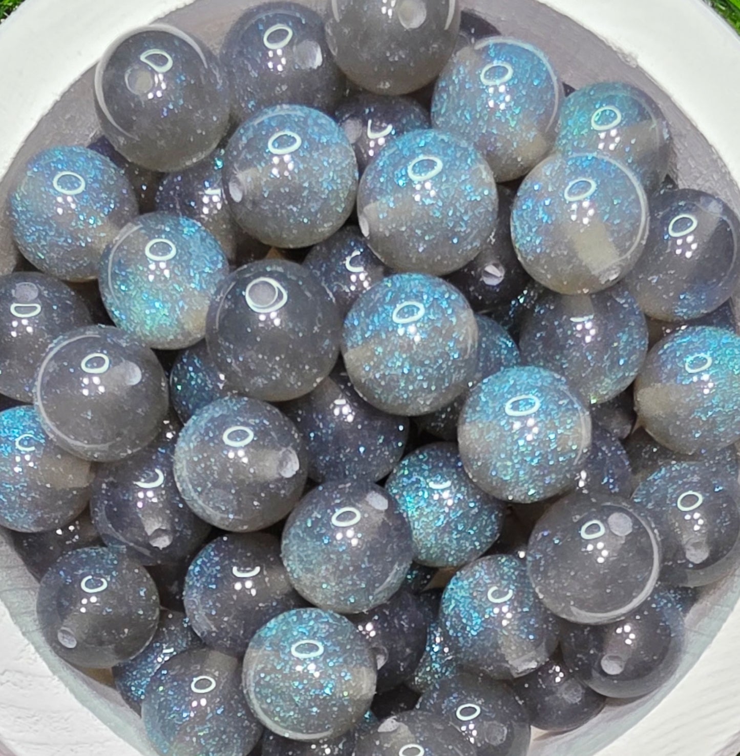 Gray glitter glow in the dark 16mm acrylic beads