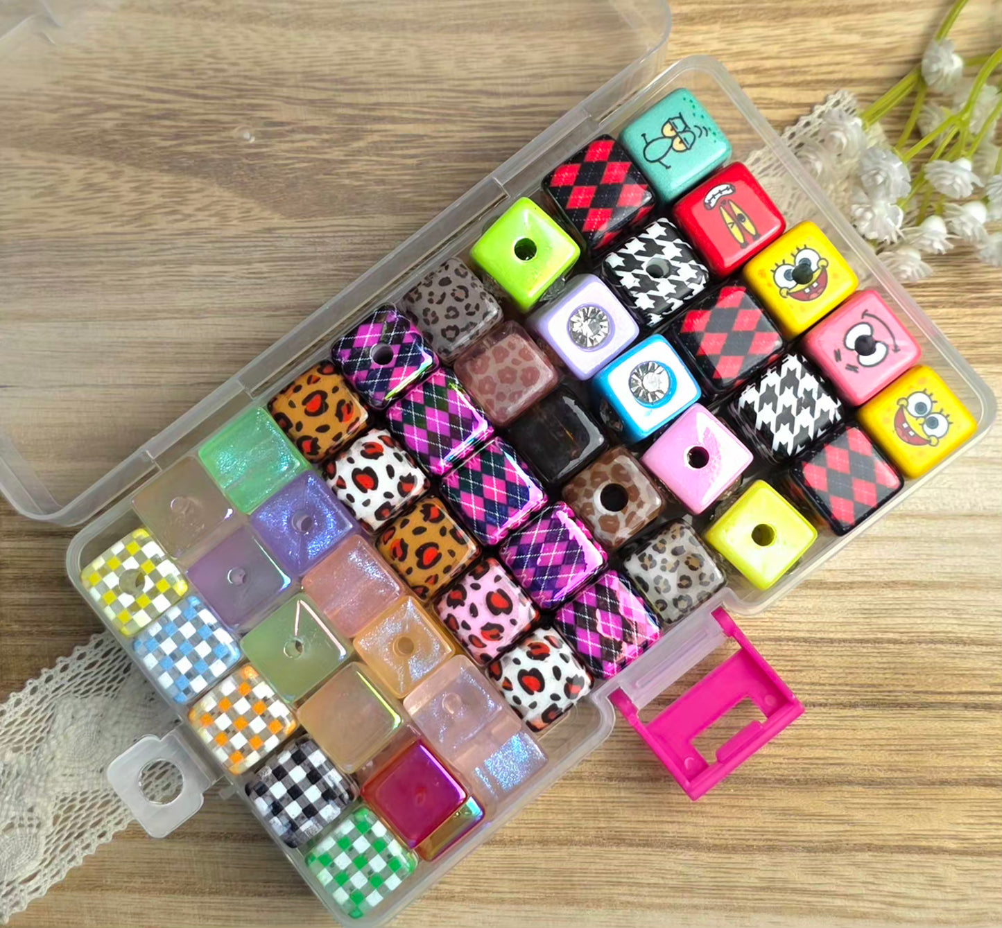 90-Piece Curated Square Acrylic Bead Box