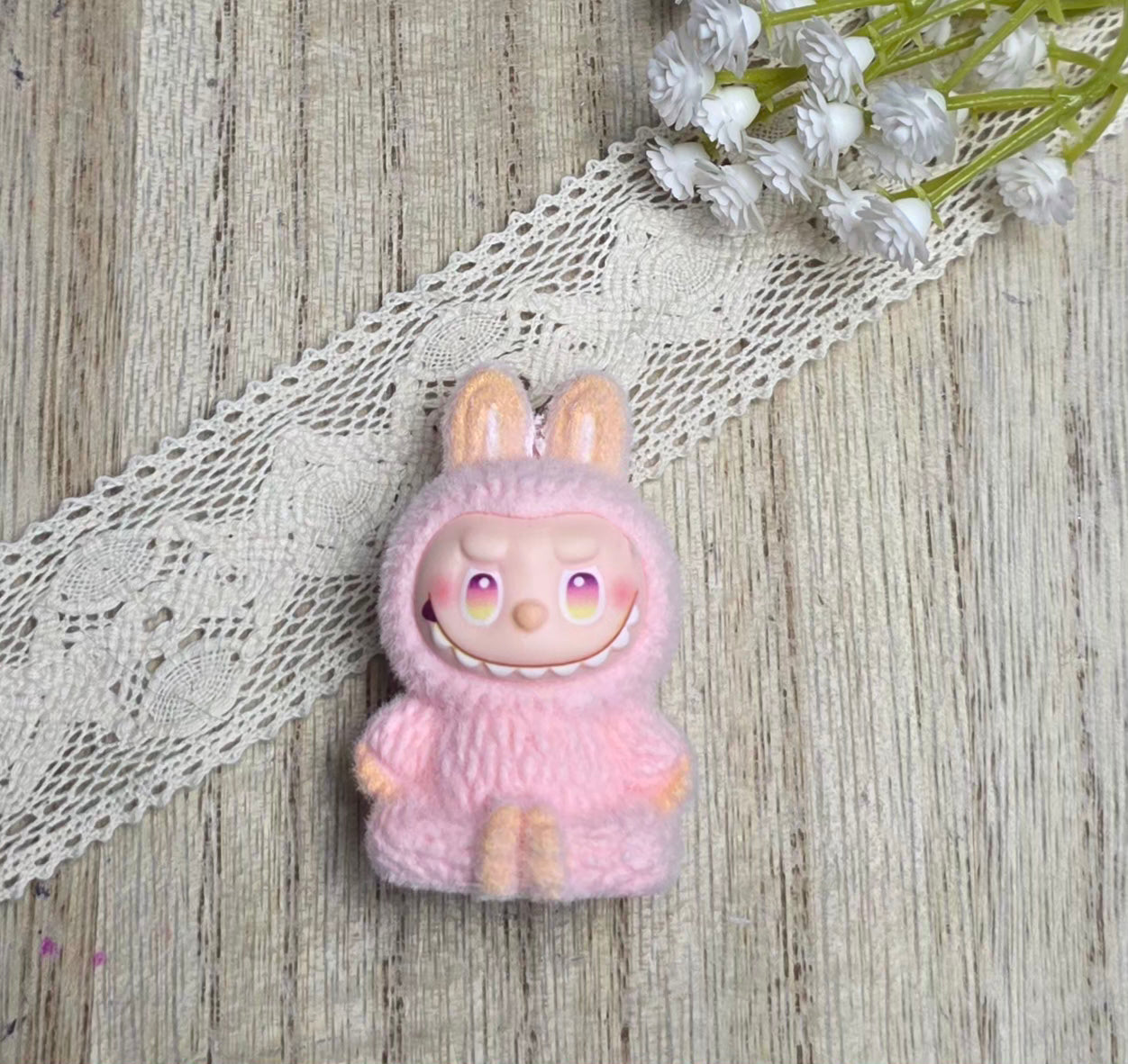 Fuzzy Character Pen Topper – Multiple Colors