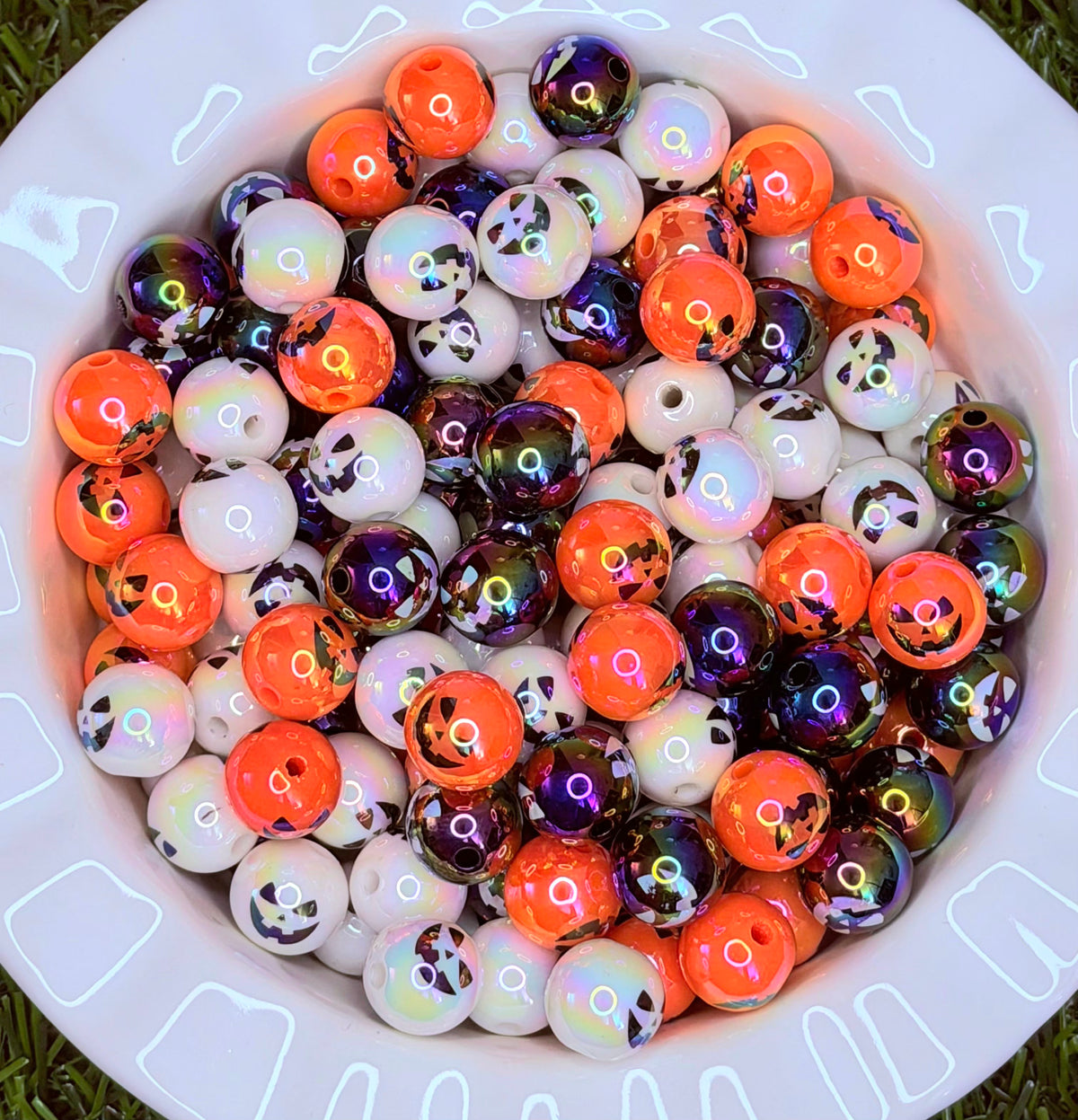 12mm Iridescent Pumpkin Face Acrylic Beads – 20 Pack