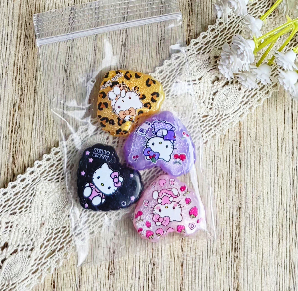 Printed Character Embellishment Mix – 4 Pack
