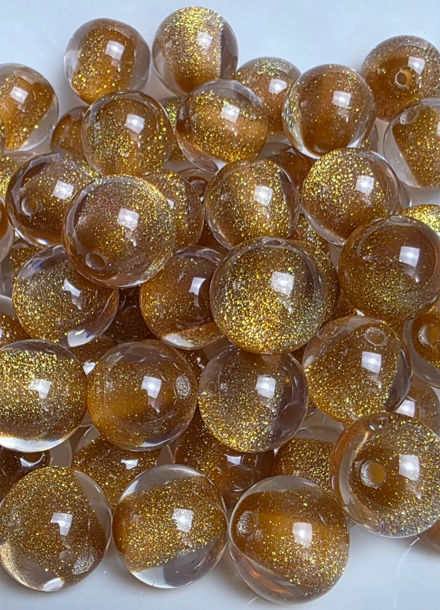 Gold Glitter Shimmer Acrylic Beads – 16mm – 10 Pack