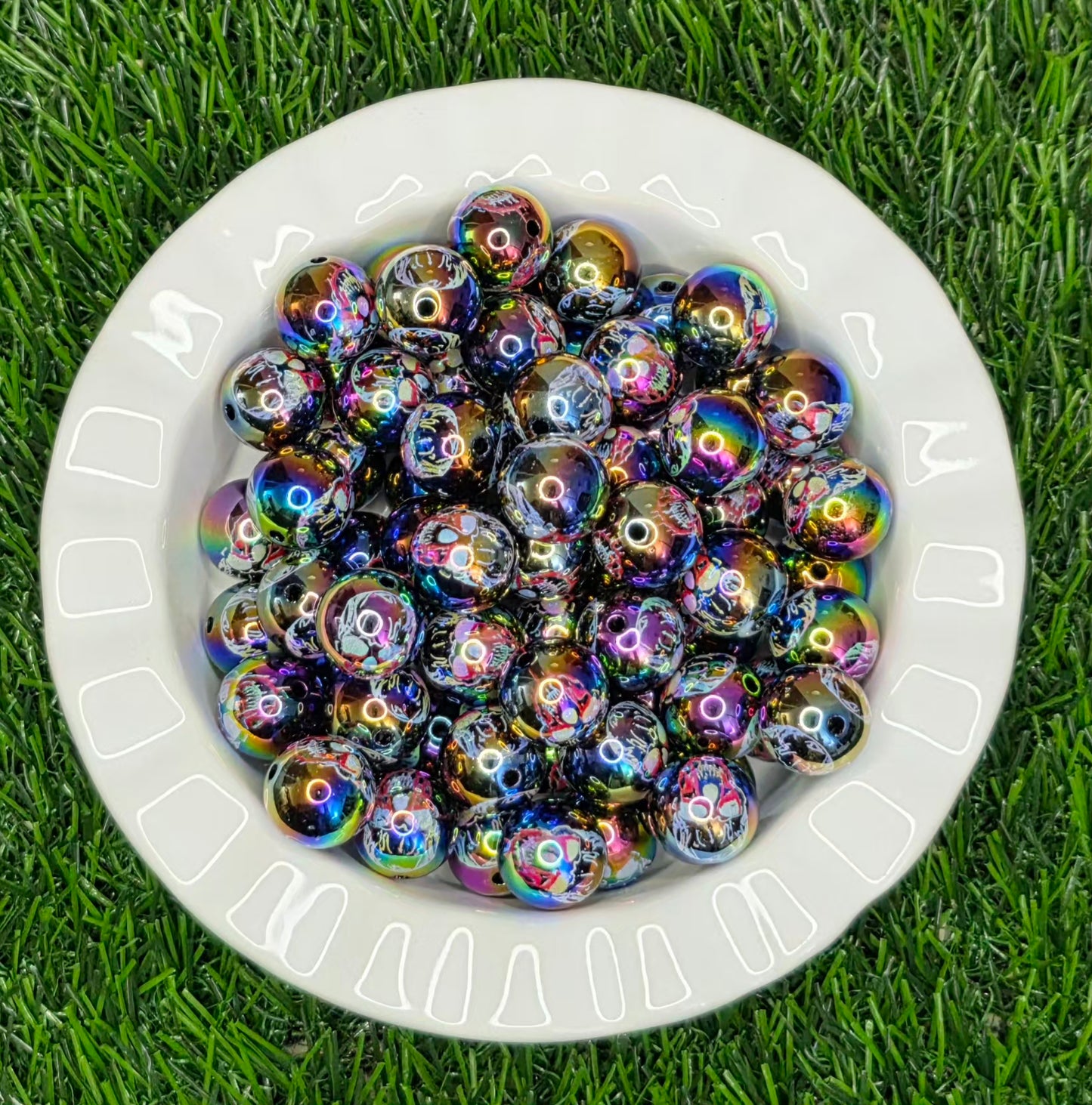 Iridescent Skull Print Acrylic Beads – 5 Pack