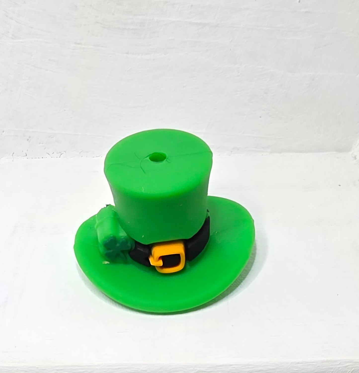 St. Patrick hat - 4 leaf clover hat - Silicone focal bead - A107