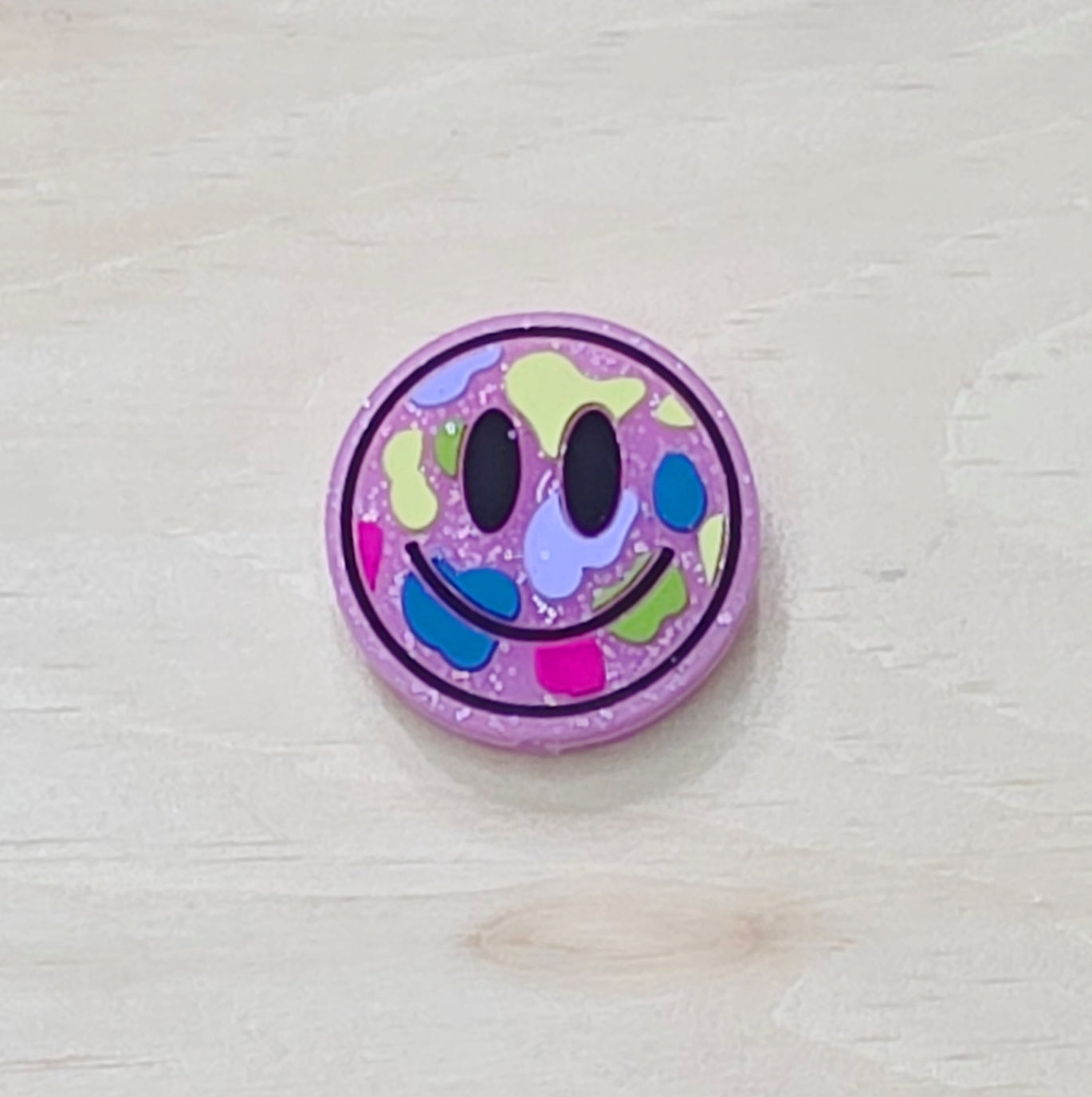 Glitter smile faces silicone focal bead - A192