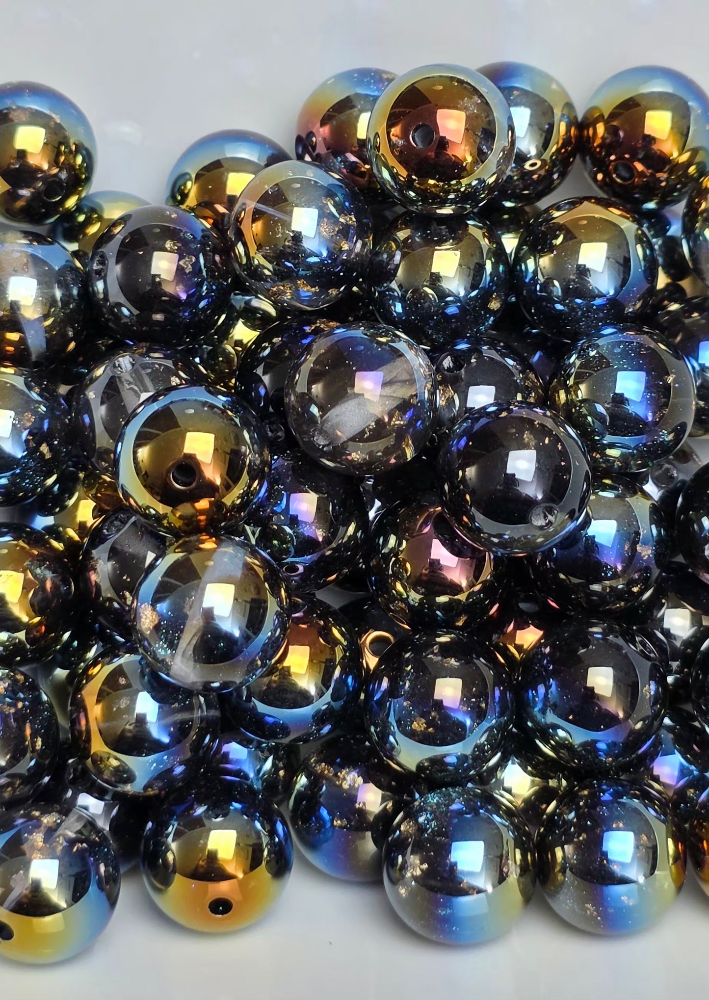 Black Rainbow Iridescent Acrylic Beads – 16mm – 10 Pack