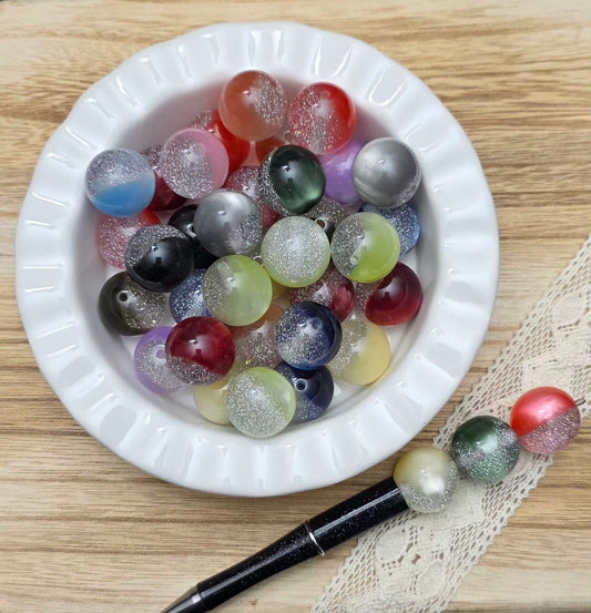 20mm Half Glitter Cat Eye Acrylic Beads – 4 Piece Pack