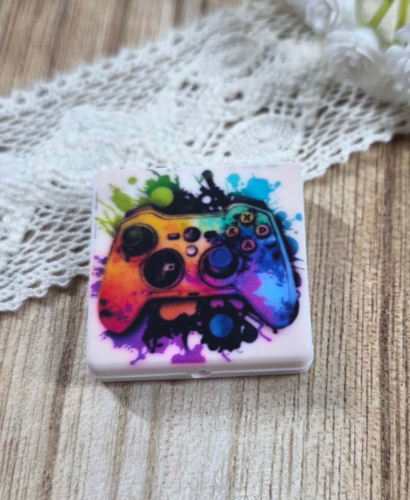 Rainbow Gamer Controller Silicone Focal Bead – Color Splash Gaming Design